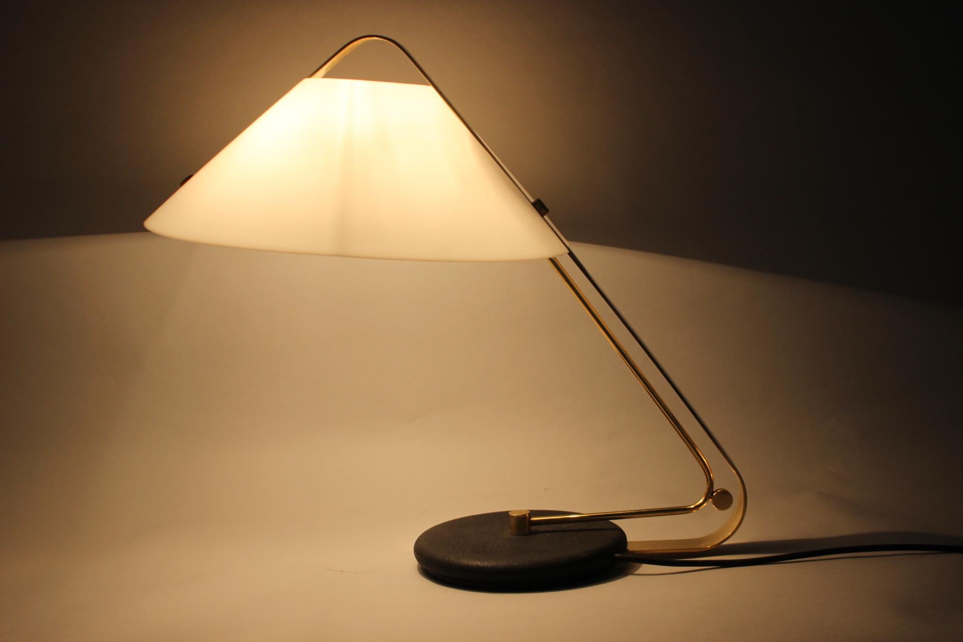 1970er Design Tischlampe, Italien im Angebot 5