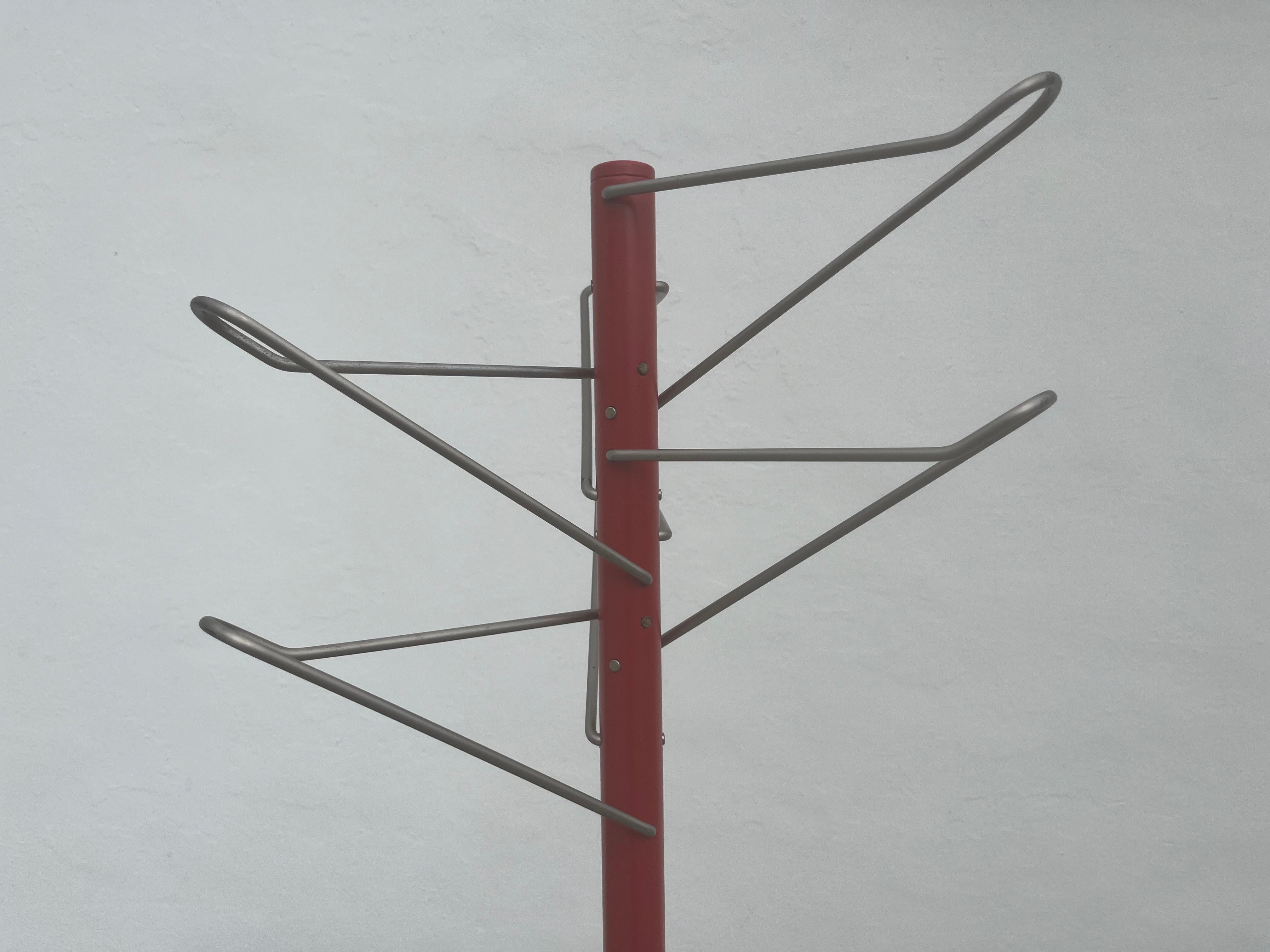 1970s Designer Italian Coat Rack, Red For Sale 3