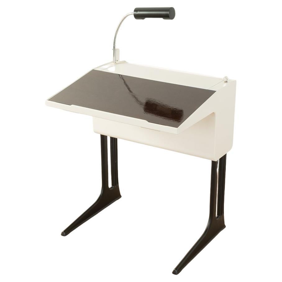 1970s desk by Luigi Colani, Flötotto