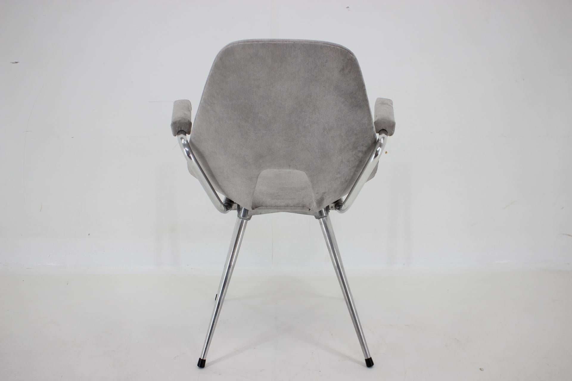 Aluminum 1970s Desk/Office Chair, Italy For Sale