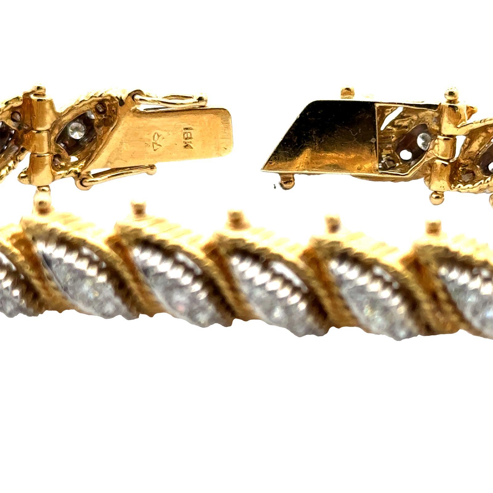 1970's Diamond 18 Karat Two Tone Gold Slanted Link Vintage Bracelet In Excellent Condition In Boca Raton, FL