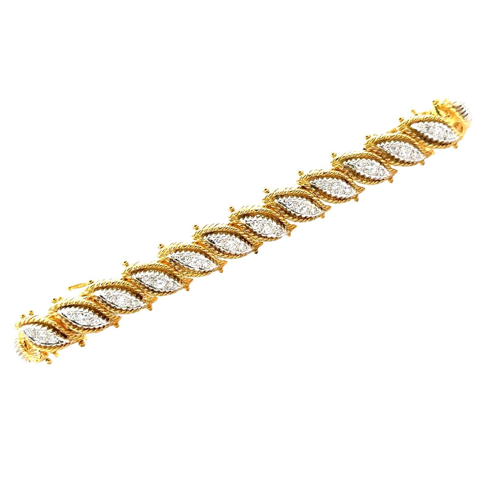 Bracelet vintage à maillons obliques en or bicolore 18 carats et diamants des années 1970 Pour femmes en vente