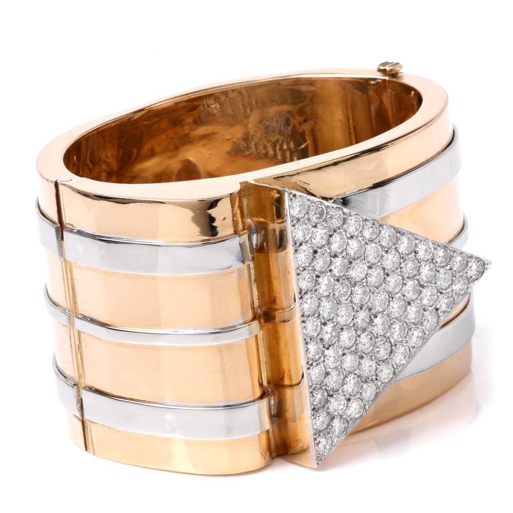Women's or Men's 1970s Diamond Bangle 18 Karat Gold Bracelet