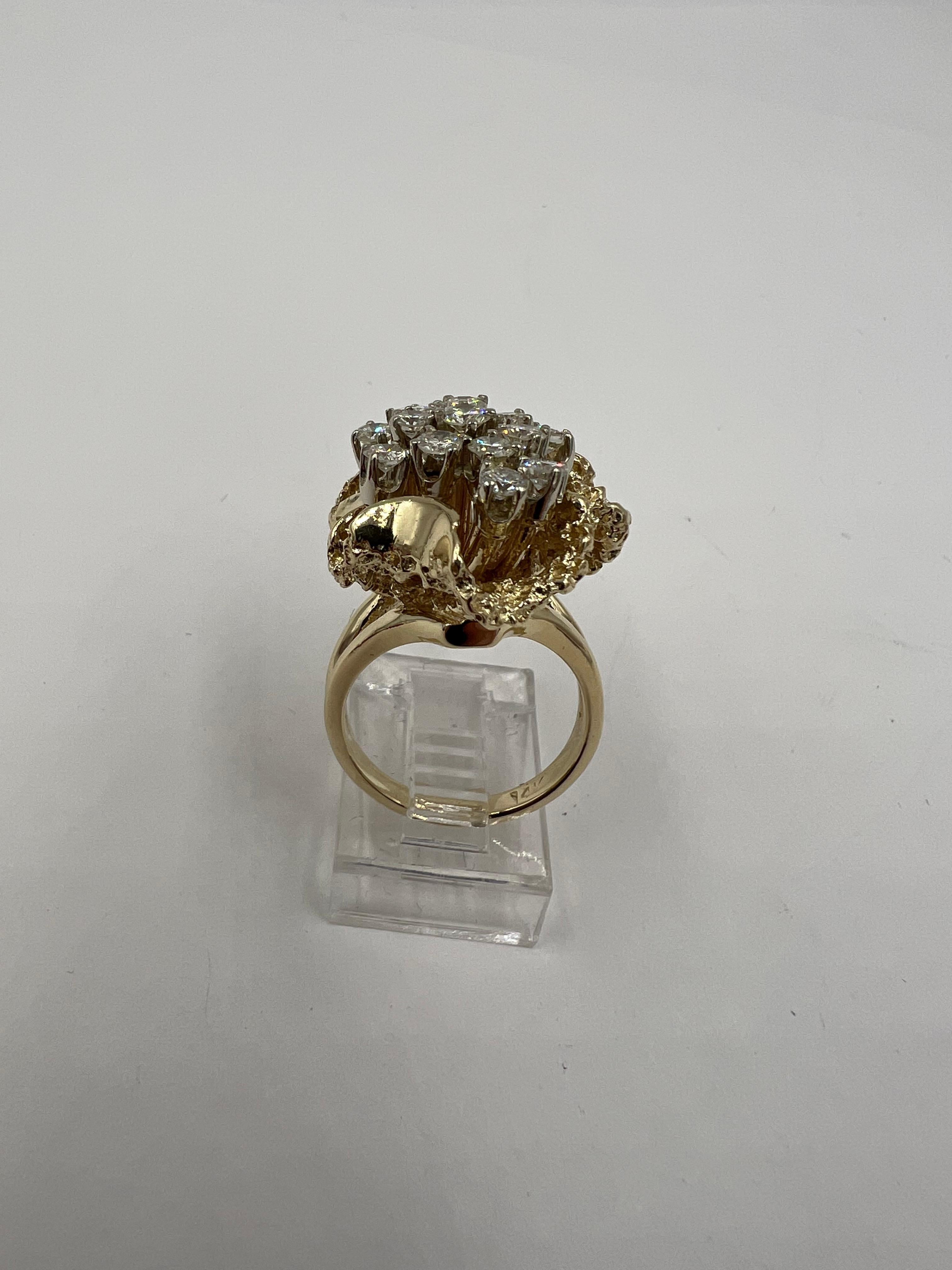 1970s Diamond Cluster Yellow Gold Ring In Good Condition For Sale In Los Angeles, CA