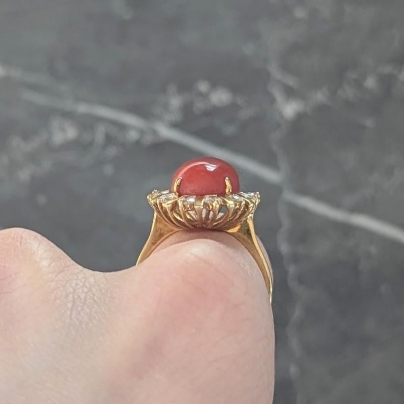 1970's Diamond Coral 18 Karat Yellow Gold Vintage Halo Ring For Sale 4