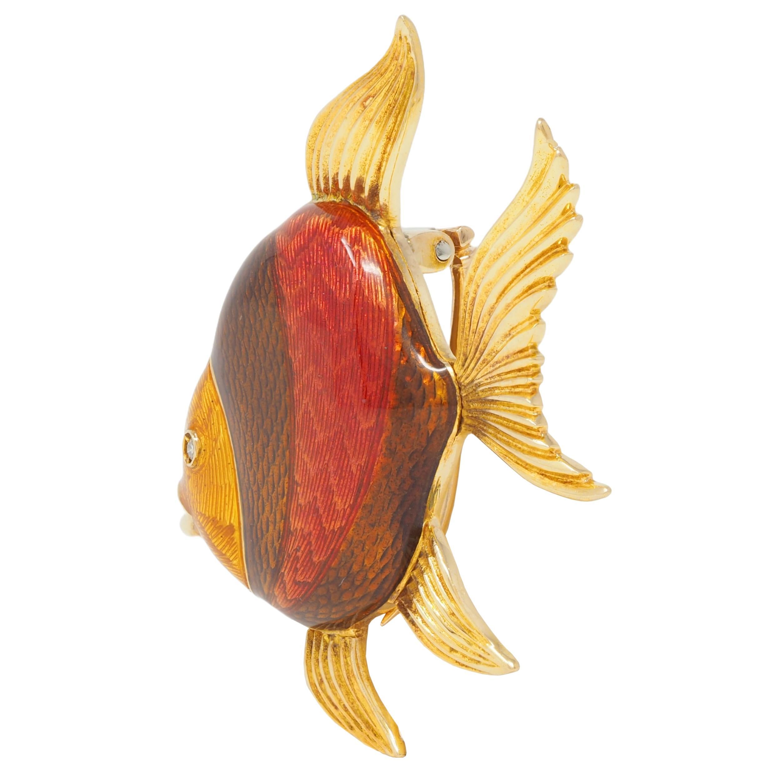 1970's Diamond Guilloche Enamel 18 Karat Yellow Gold Vintage Fish Brooch In Excellent Condition In Philadelphia, PA