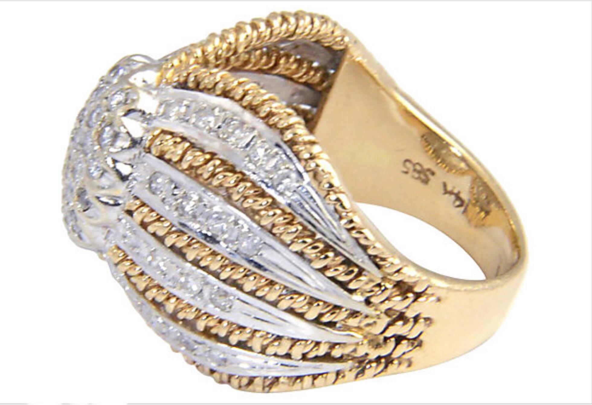 1970s Diamond White and Twisted Yellow Gold Dome Ring In Good Condition For Sale In Miami Beach, FL