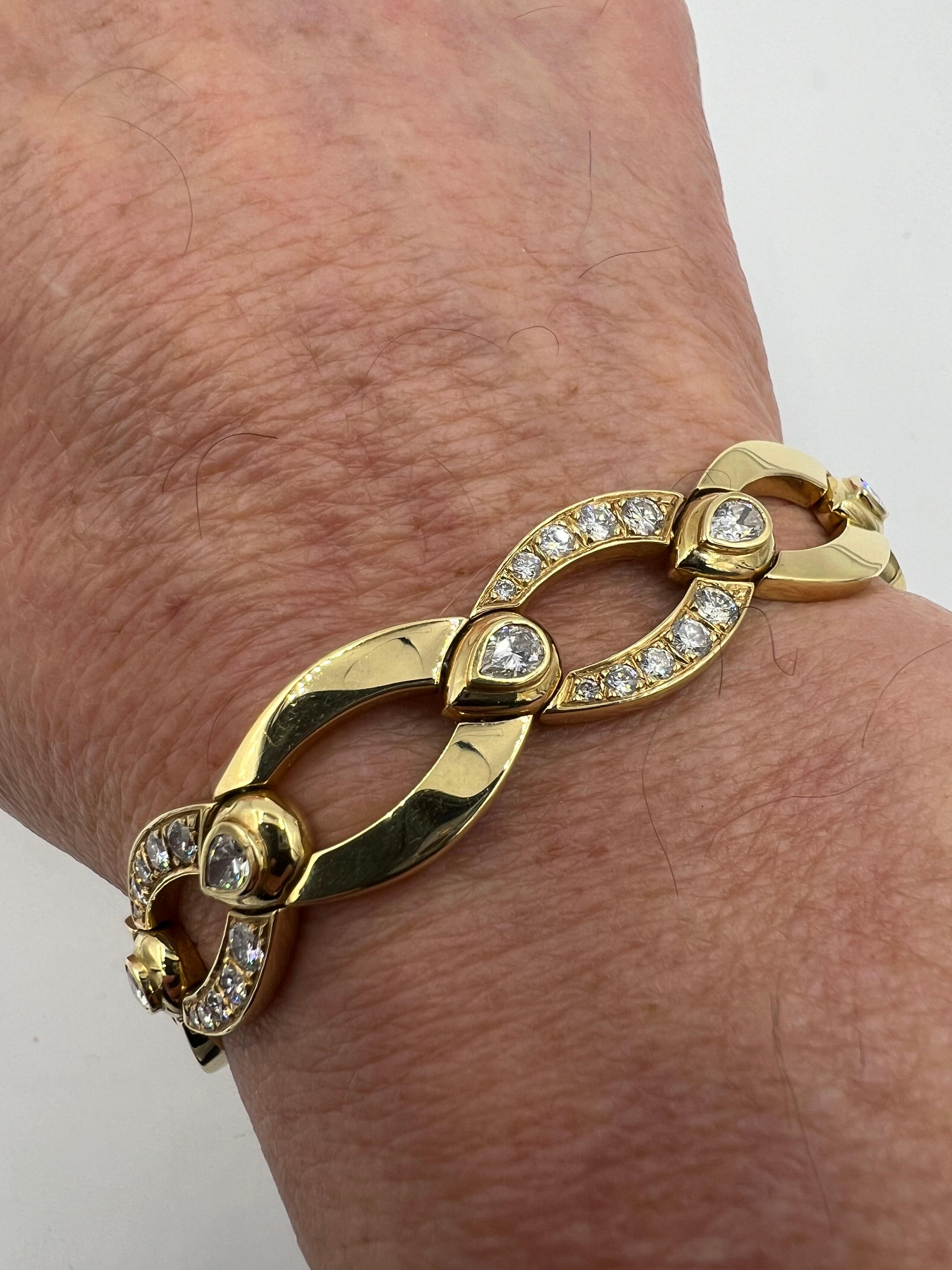 1970s Diamond Yellow Gold Link Bracelet For Sale 2
