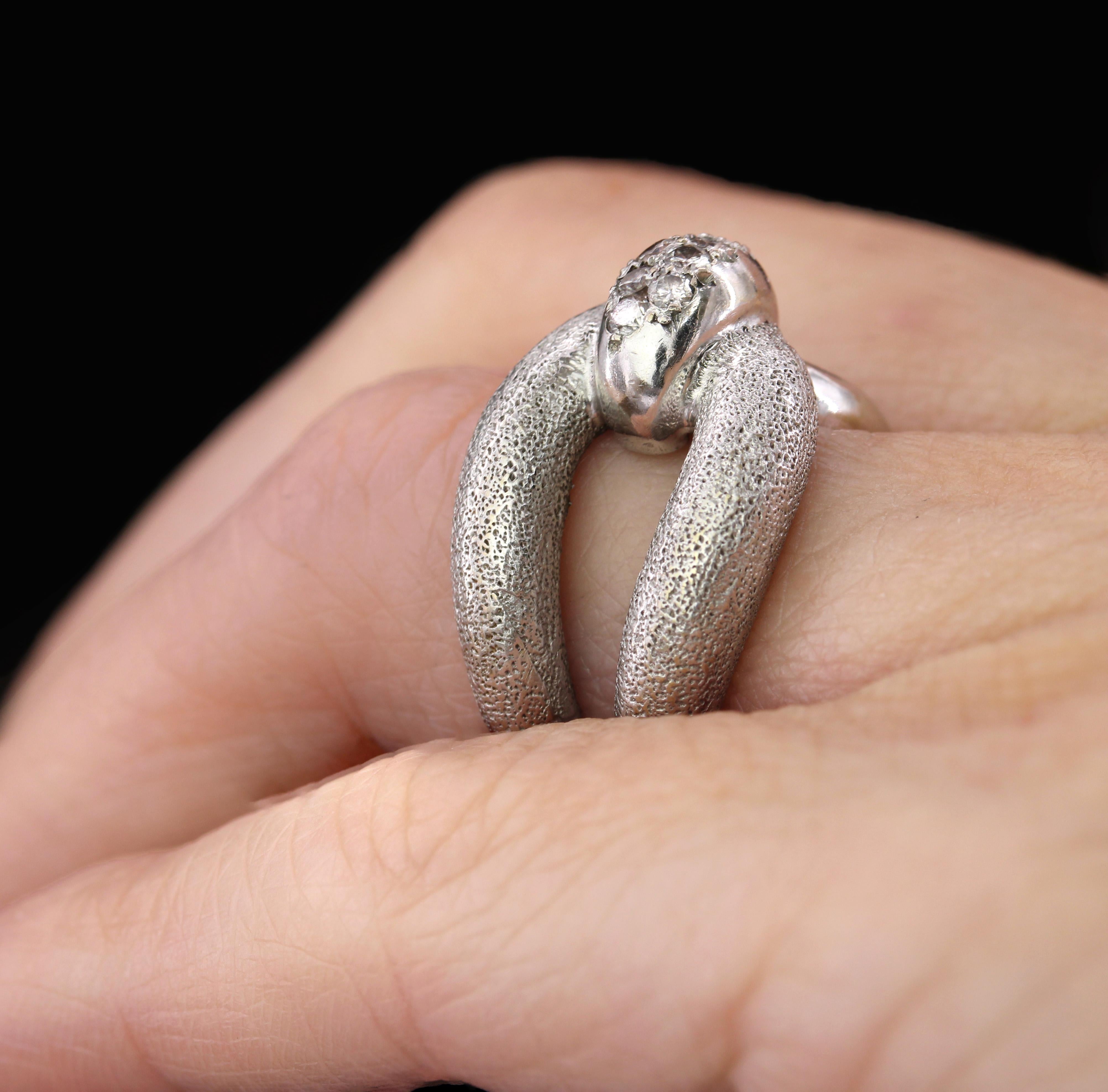 Anello con diamanti degli anni '70 in oro bianco 18 carati in vendita 7