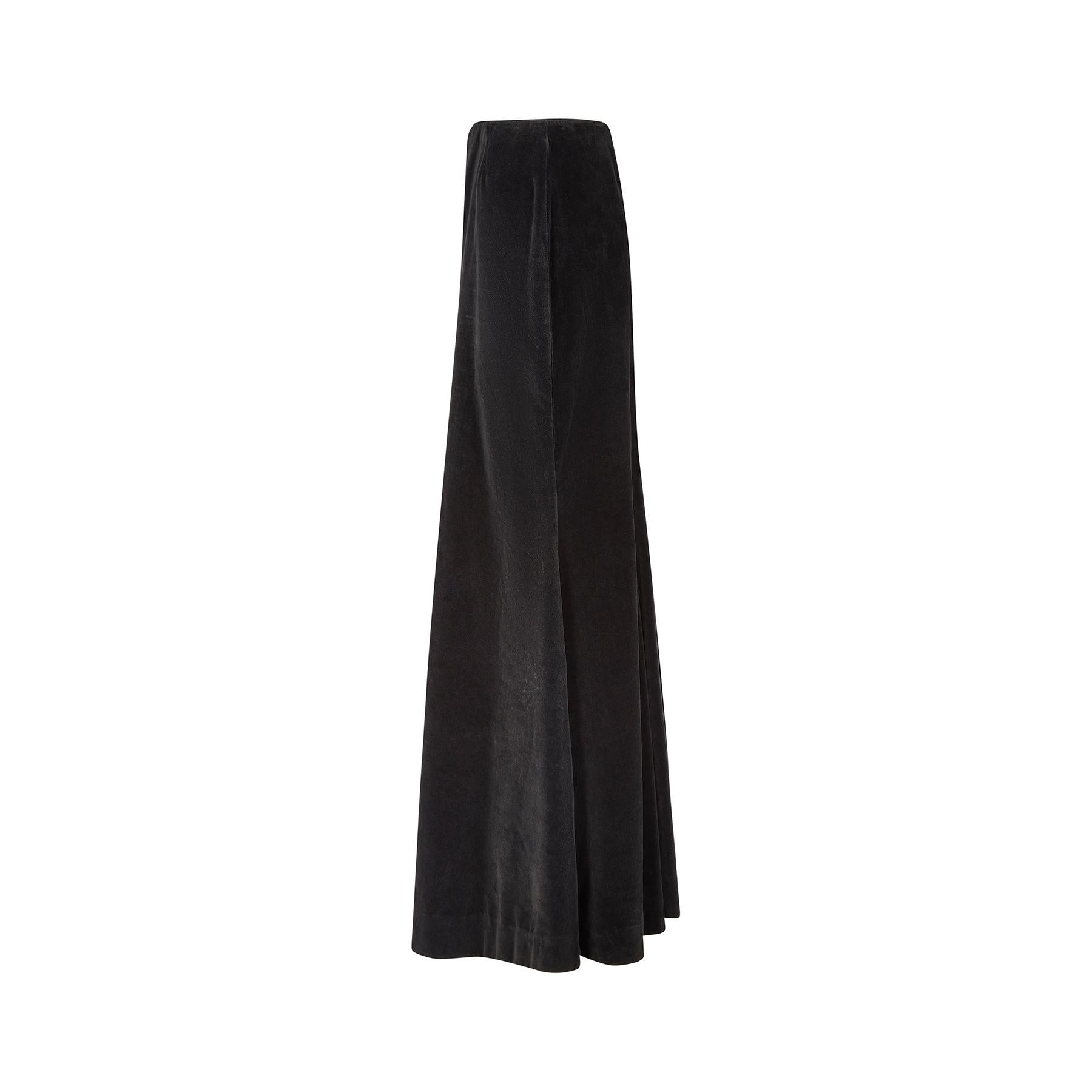This 1970s maxi skirt is by renowned boutique owner and knitwear designer Diana Leslie who owned Animal Rainbow boutique in London and Countdown in Greenwich Village, New York, during the 1960s through to the early 1980s.  Bette Midler was one of