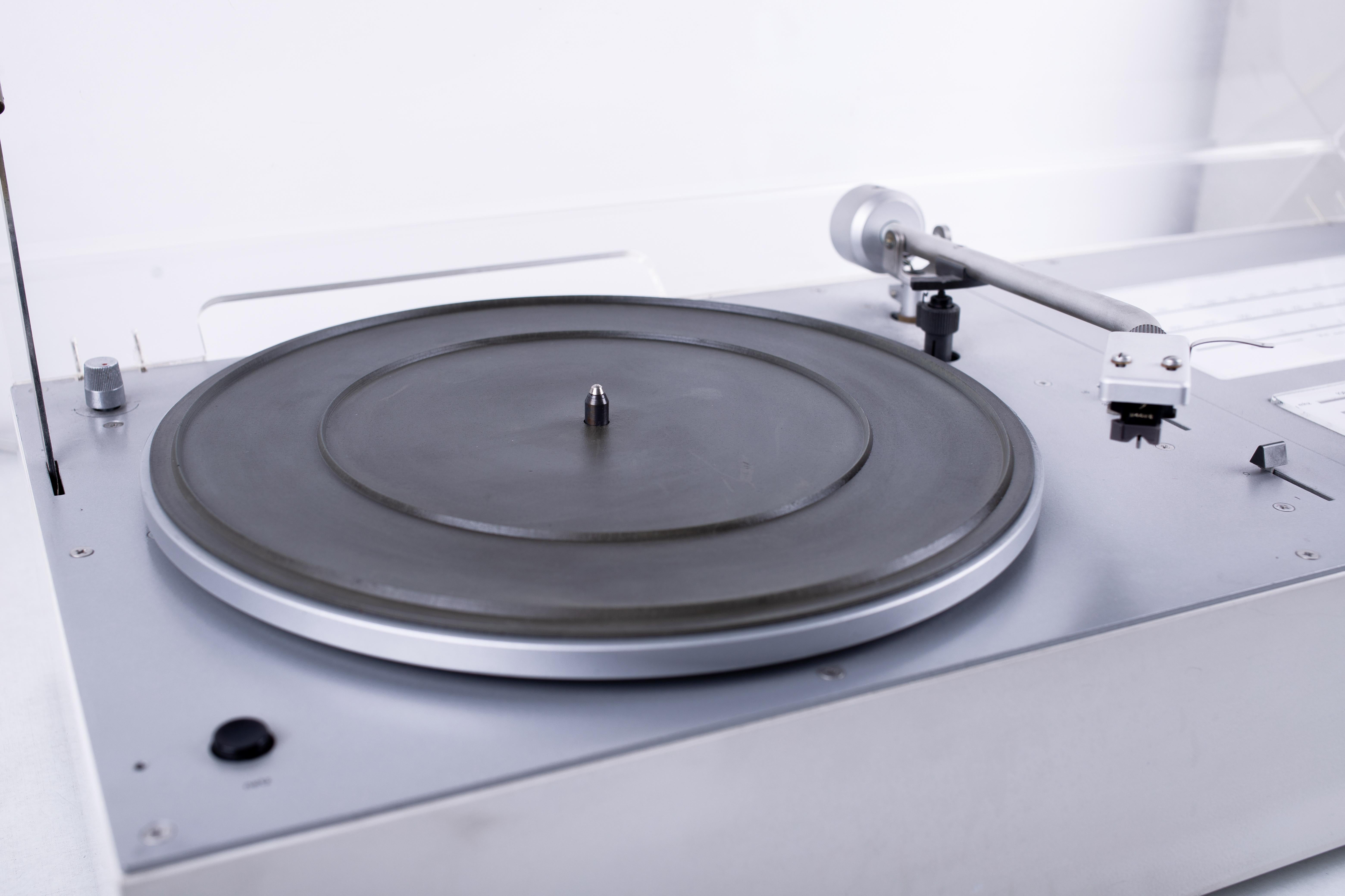 1970s Dieter Rams for Braun HiFi Audio Set Record Player, Amp, Radio, Speakers 7