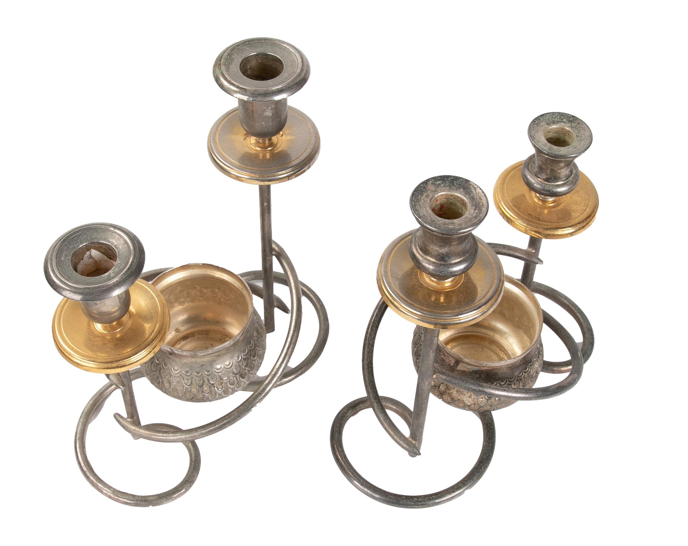 Metallo 1970s Diversi modelli di candelabri in metallo in vendita