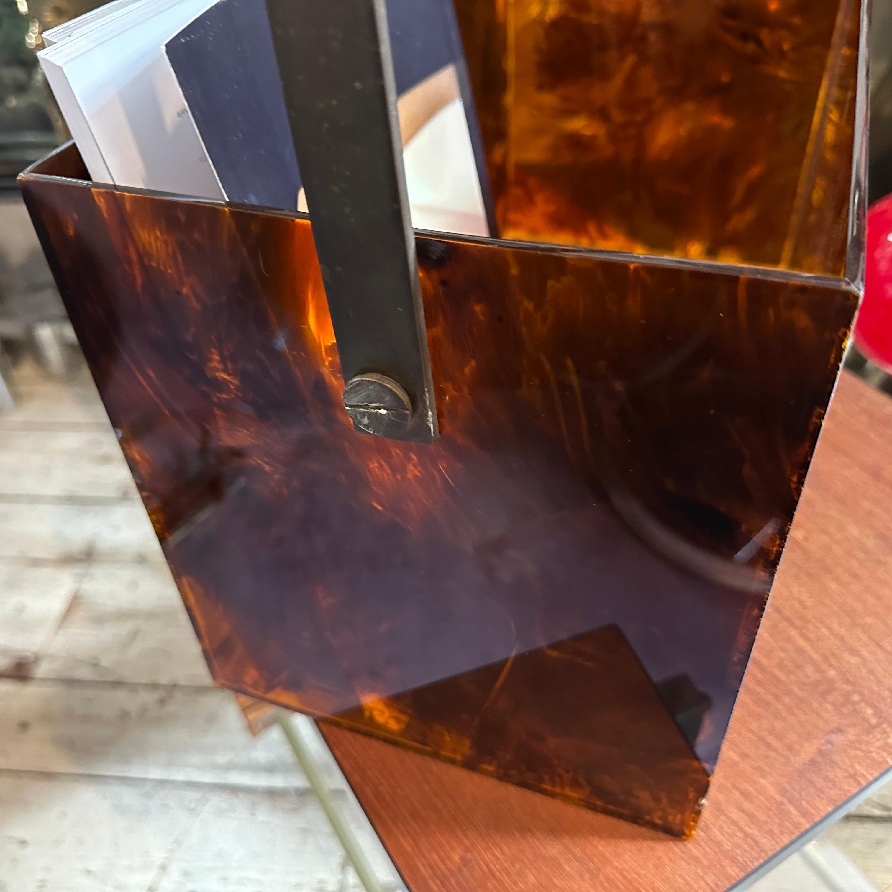 20th Century 1970s Dior Style Mid-Century Modern Fake Tortoise Lucite Brass Magazine Stand
