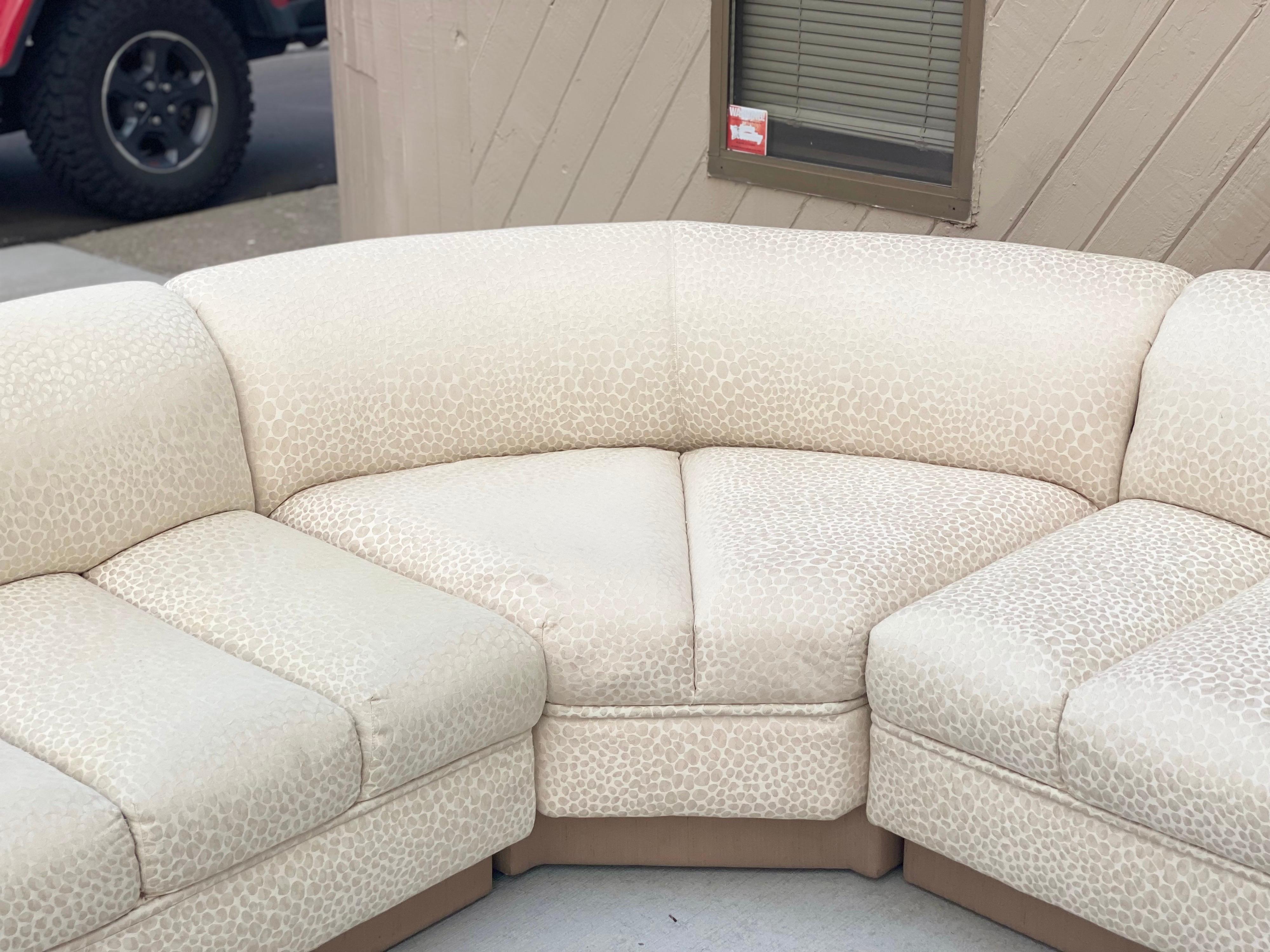 1970s Directional White Channel Four Piece Sectional Sofa with Ottoman In Good Condition In Farmington Hills, MI