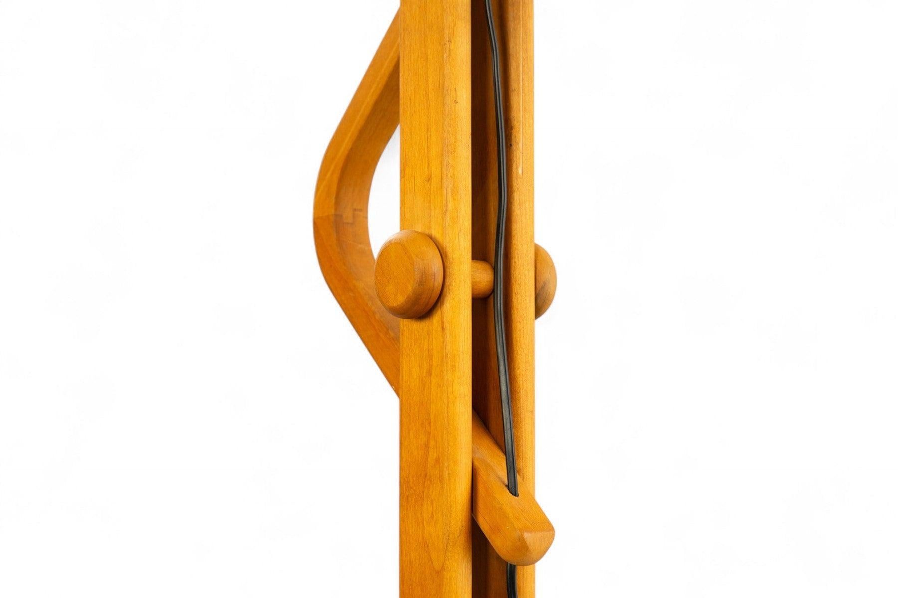 Lámpara de pie Domus de los años 70 en madera de teca en Bueno estado para la venta en Berkeley, CA