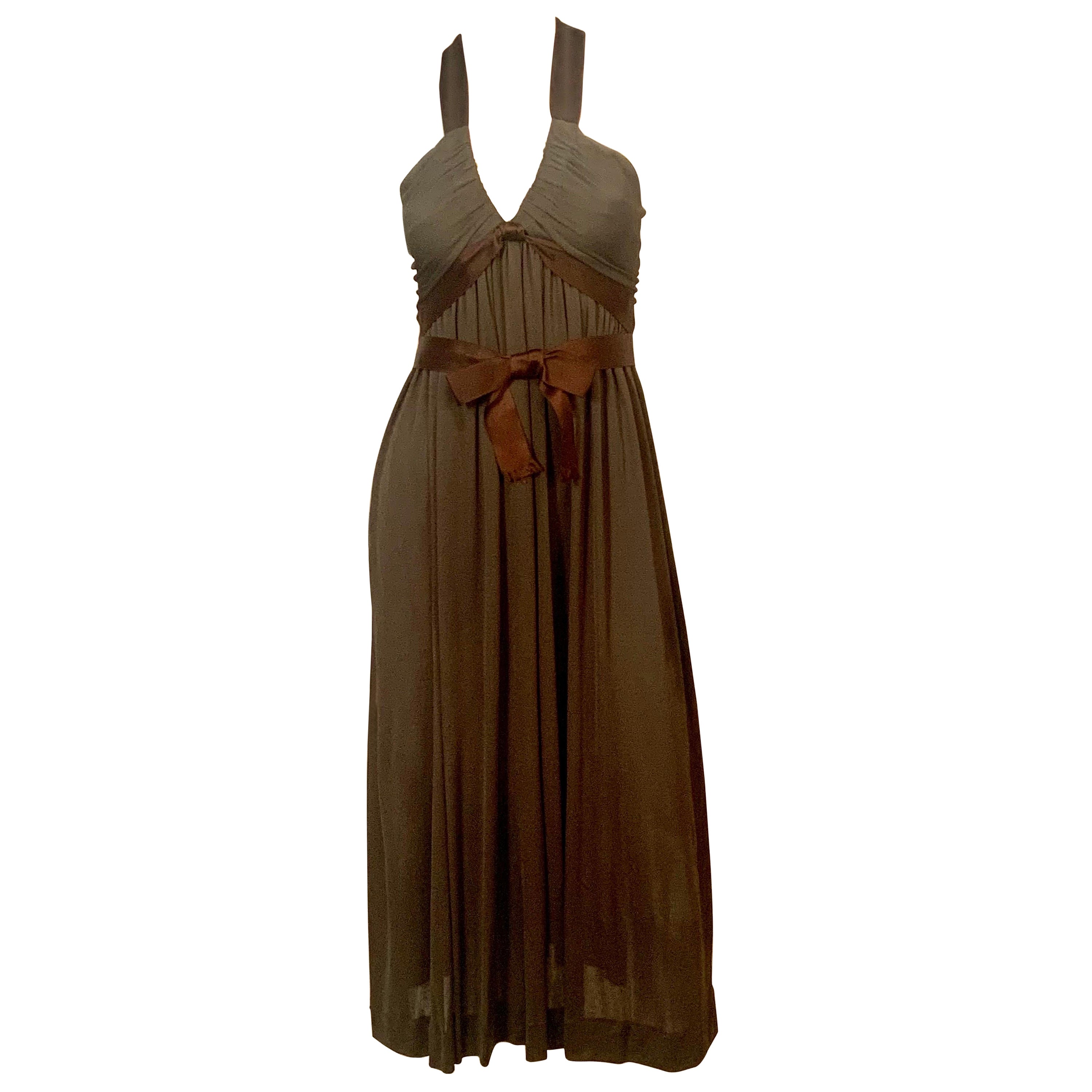 Vestido de punto marrón oscuro con corte bajo Donald Brooks de los años 70, fajín y cabestro de raso en venta