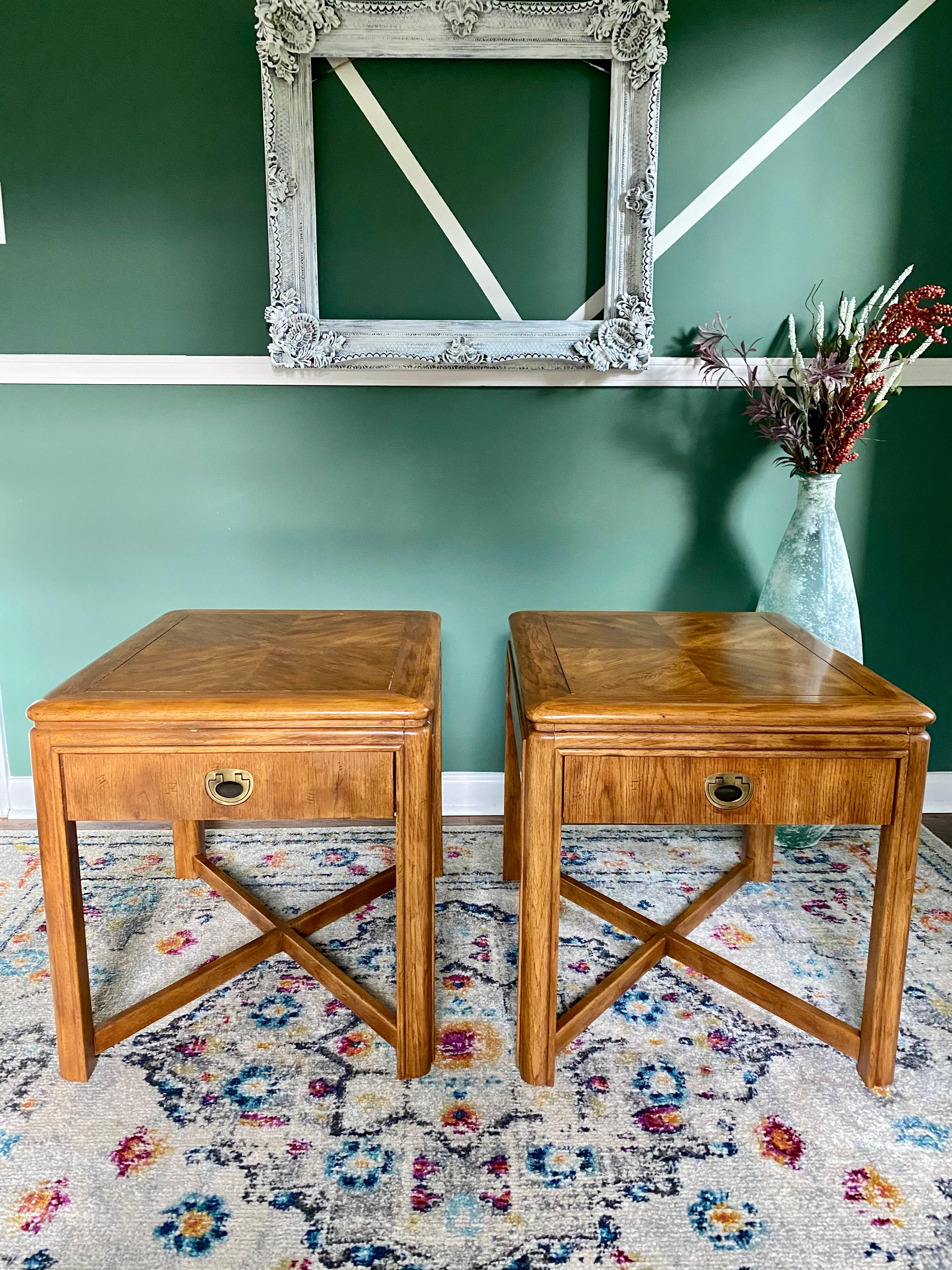 Beautiful pair of Drexel Heritage X-Bottom end tables. These end tables are in great condition, considering its age! Drawers pull out perfectly and there is only one imperfection in the front, see pictures.
  