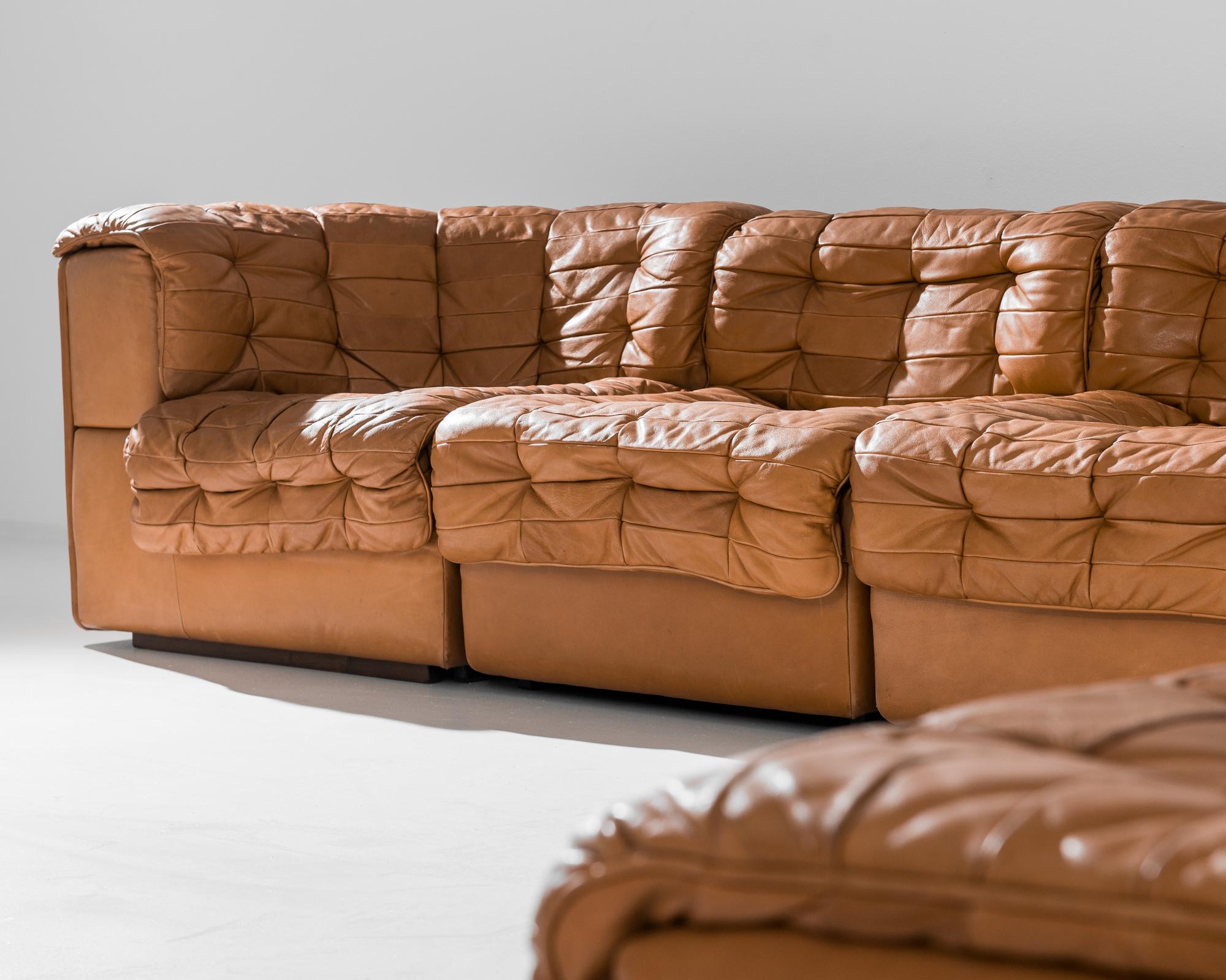 1970s DS-11 Modular Leather Sofa by De Sede In Good Condition In High Point, NC