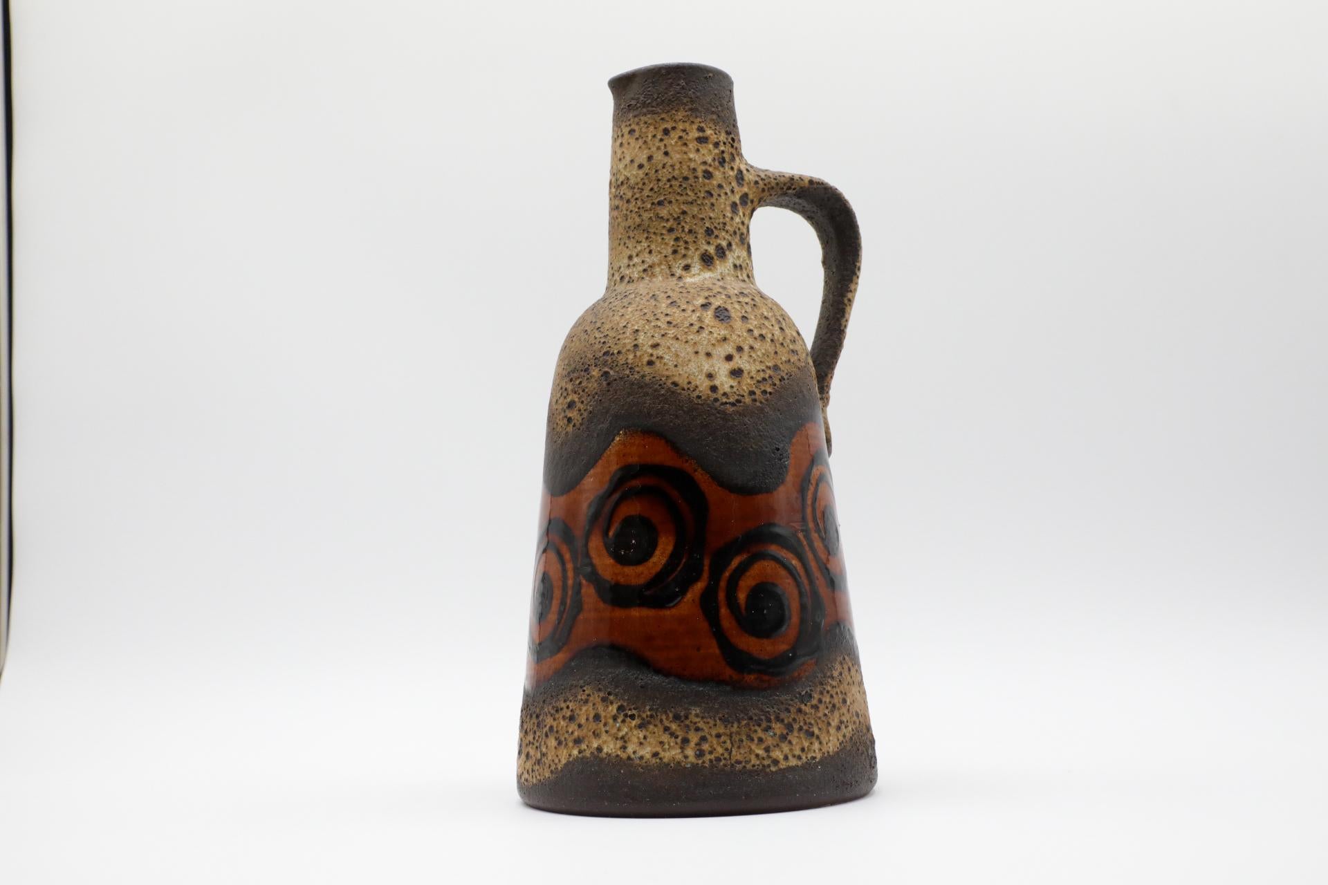 1970s Dümler & Breiden Tapered Water Jug with Wavy Band and Swirls For Sale 11