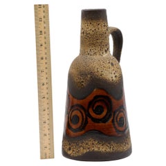 1970er Dümler & Breiden Konischer Wasserkrug mit Wellenband und Wirbeln