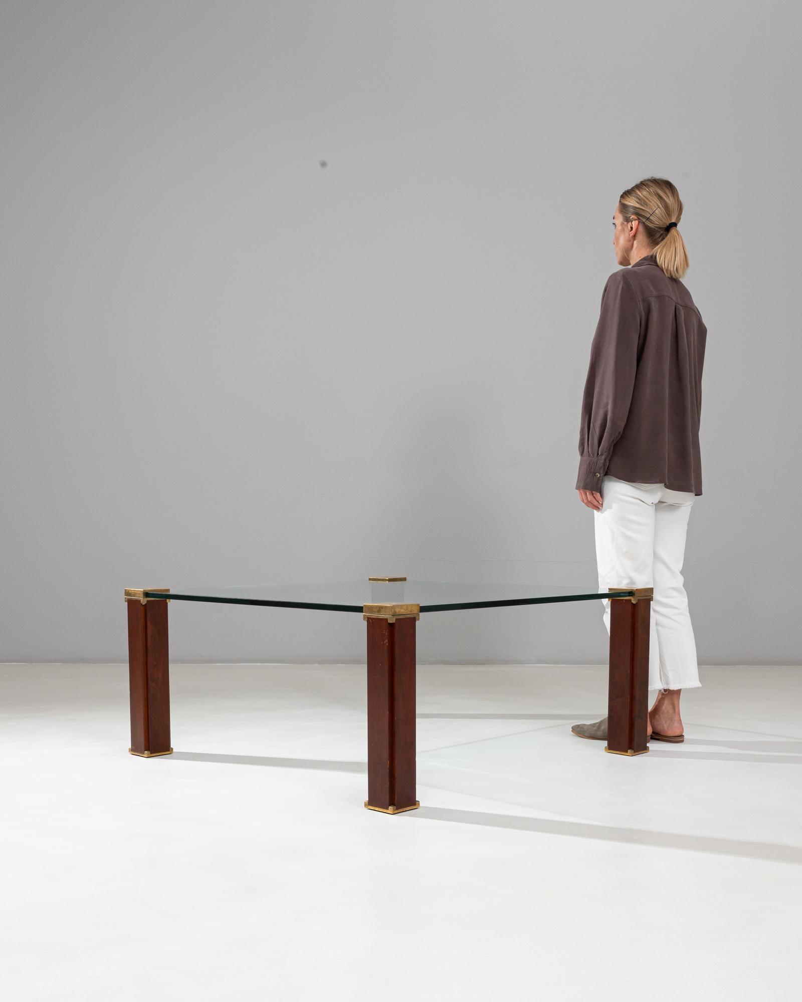 1970er Jahre Dutch T66 Glas & Messing Couchtisch von Peter Ghyczy im Angebot 4