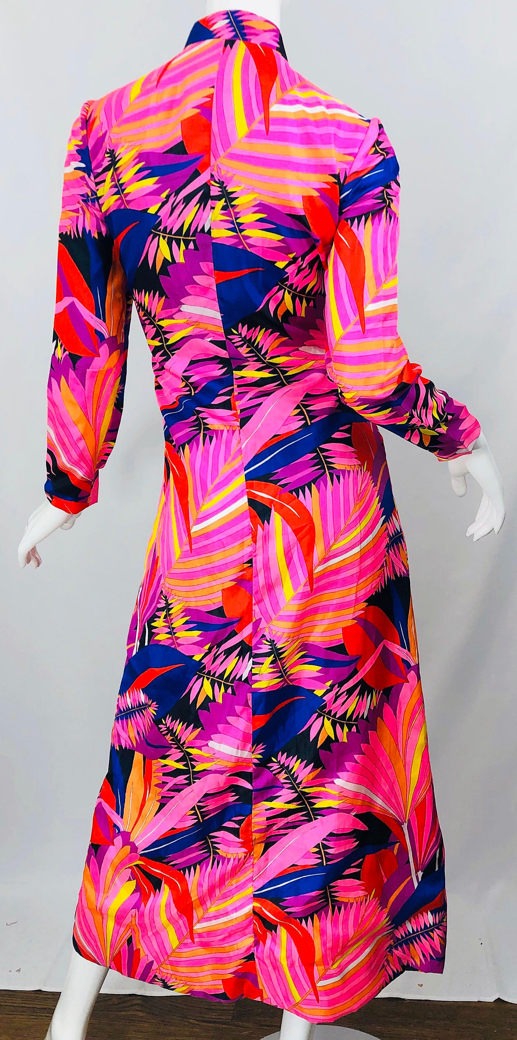 1970s Dynasty for I Magnin Psychedelic Vintage 70s Silk Cheongsam Maxi Dress For Sale 4