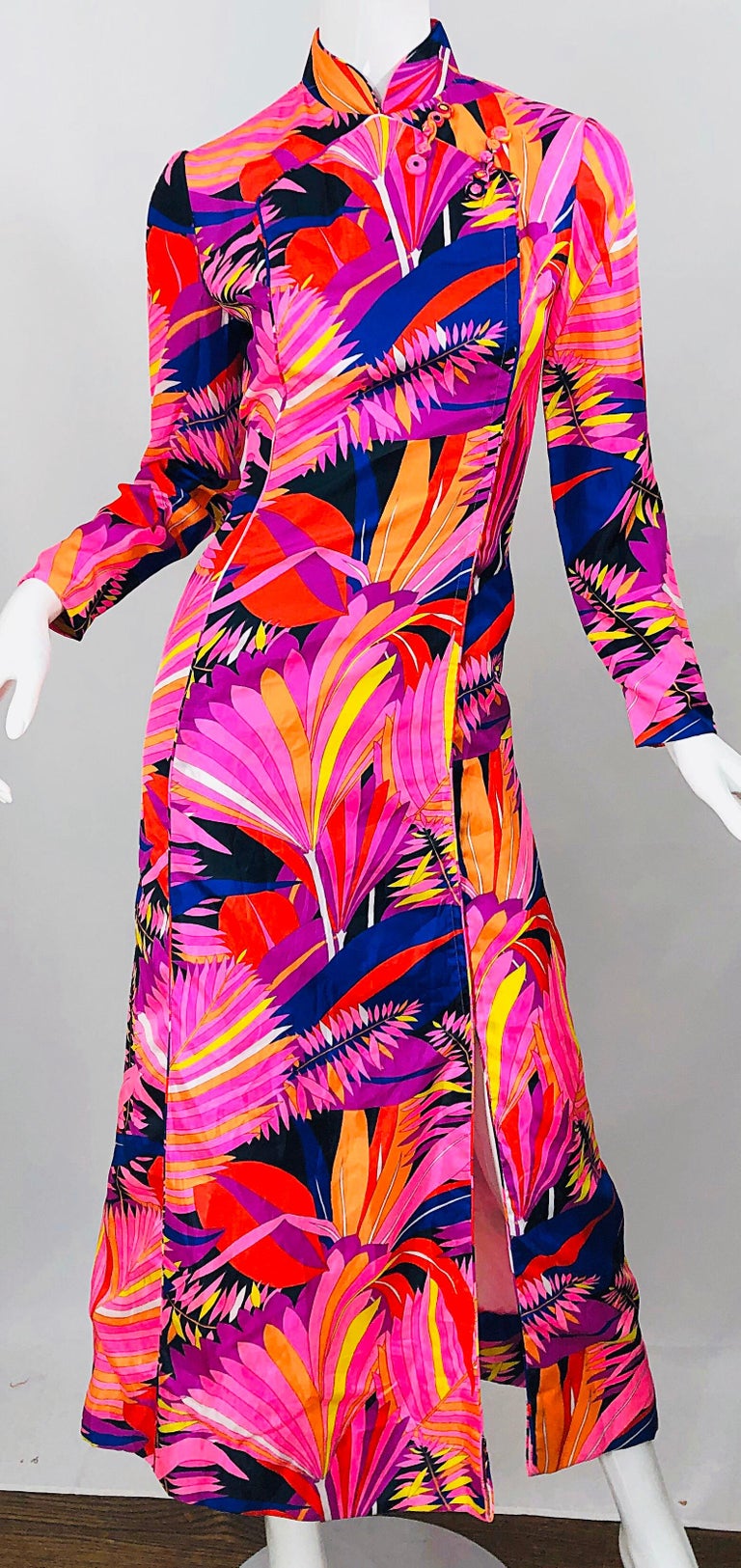 1970s Dynasty for I Magnin Psychedelic Vintage 70s Silk Cheongsam Maxi Dress For Sale 5