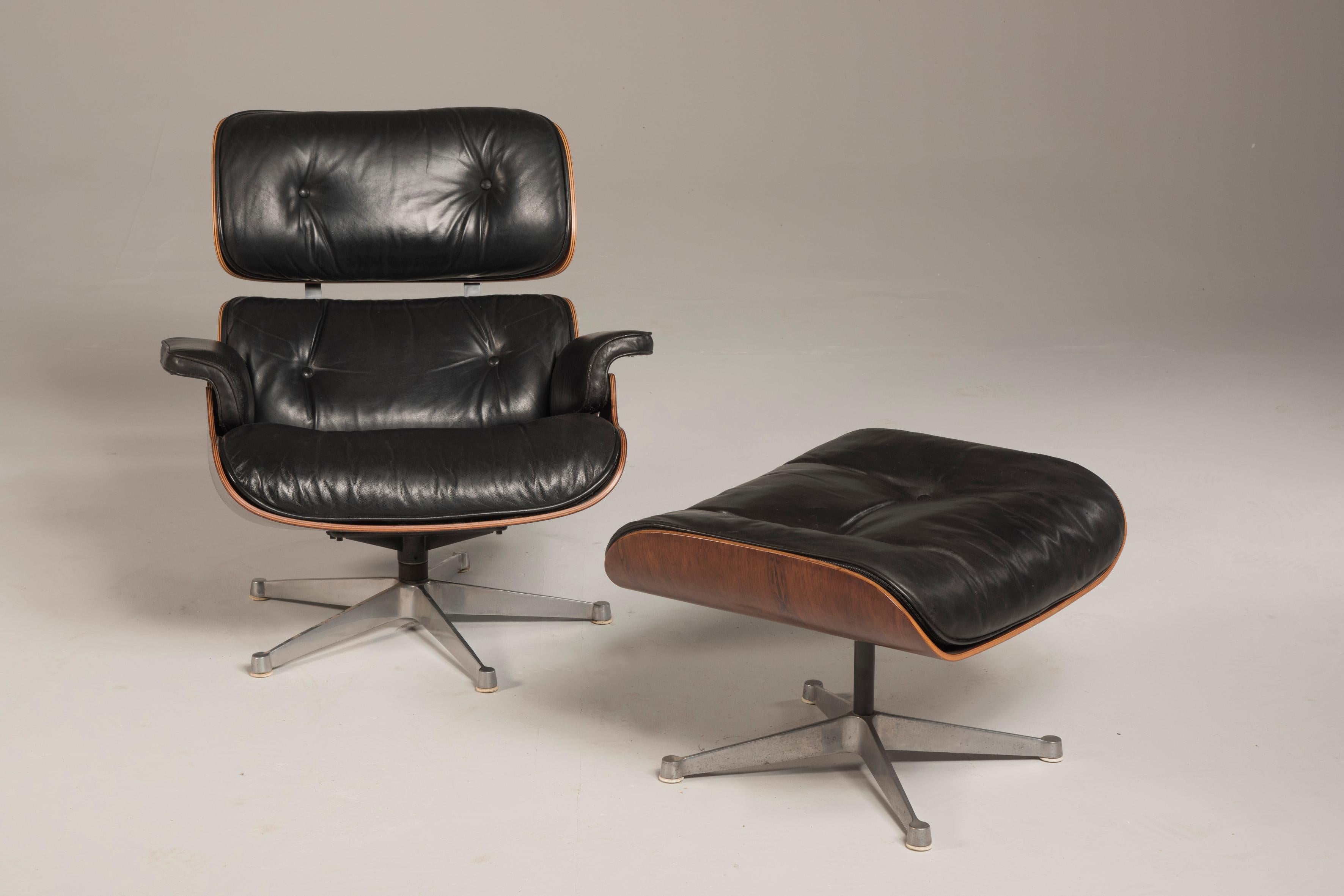 Chaise longue Eames 670 et ottomane 671 Herman Miller par ICF des années 1970 1