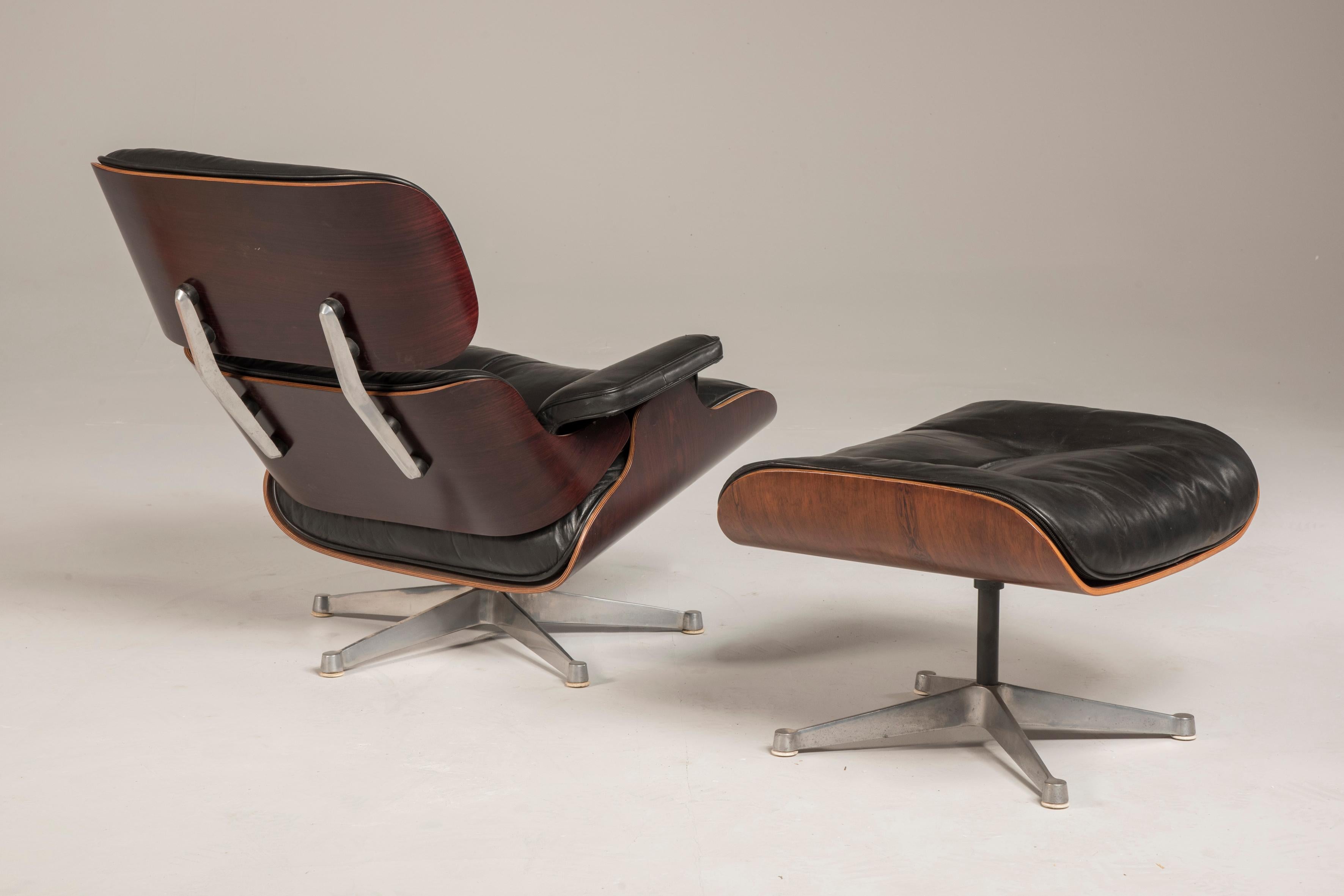 Chaise longue Eames 670 et ottomane 671 Herman Miller par ICF des années 1970 2