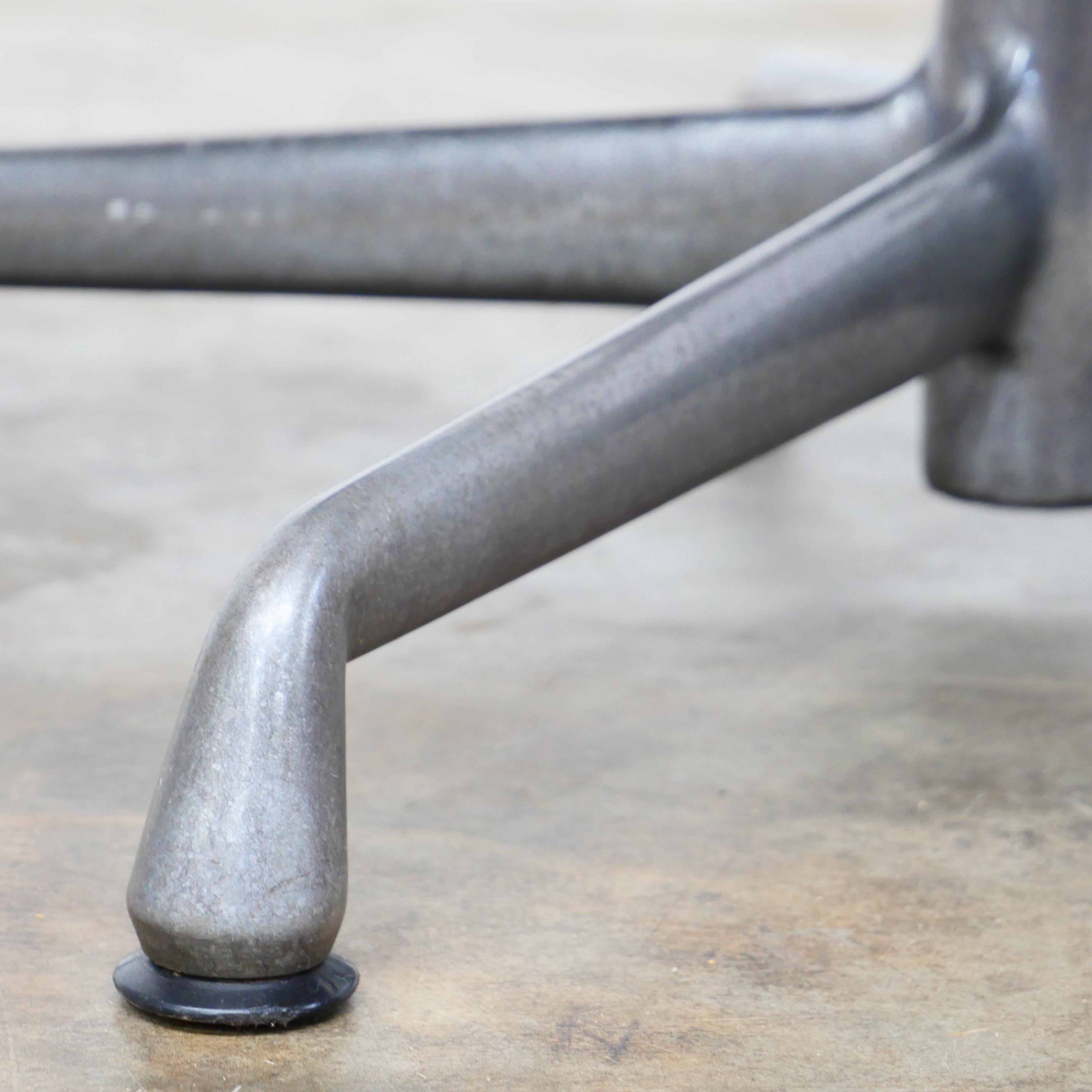 Late 20th Century 1970's Eames Aluminium Lounge Chair For Sale