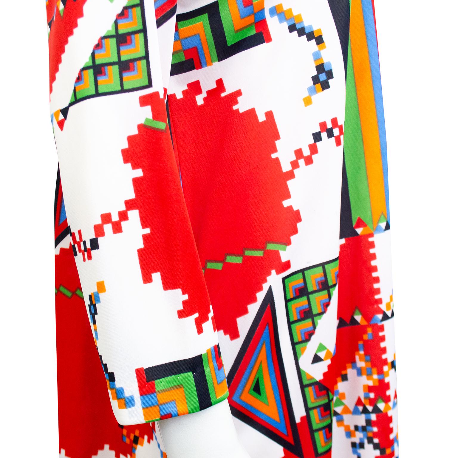 Women's or Men's 1970s Eduardo for Saks Fifth Ave Geometric Printed Hostess Robe For Sale