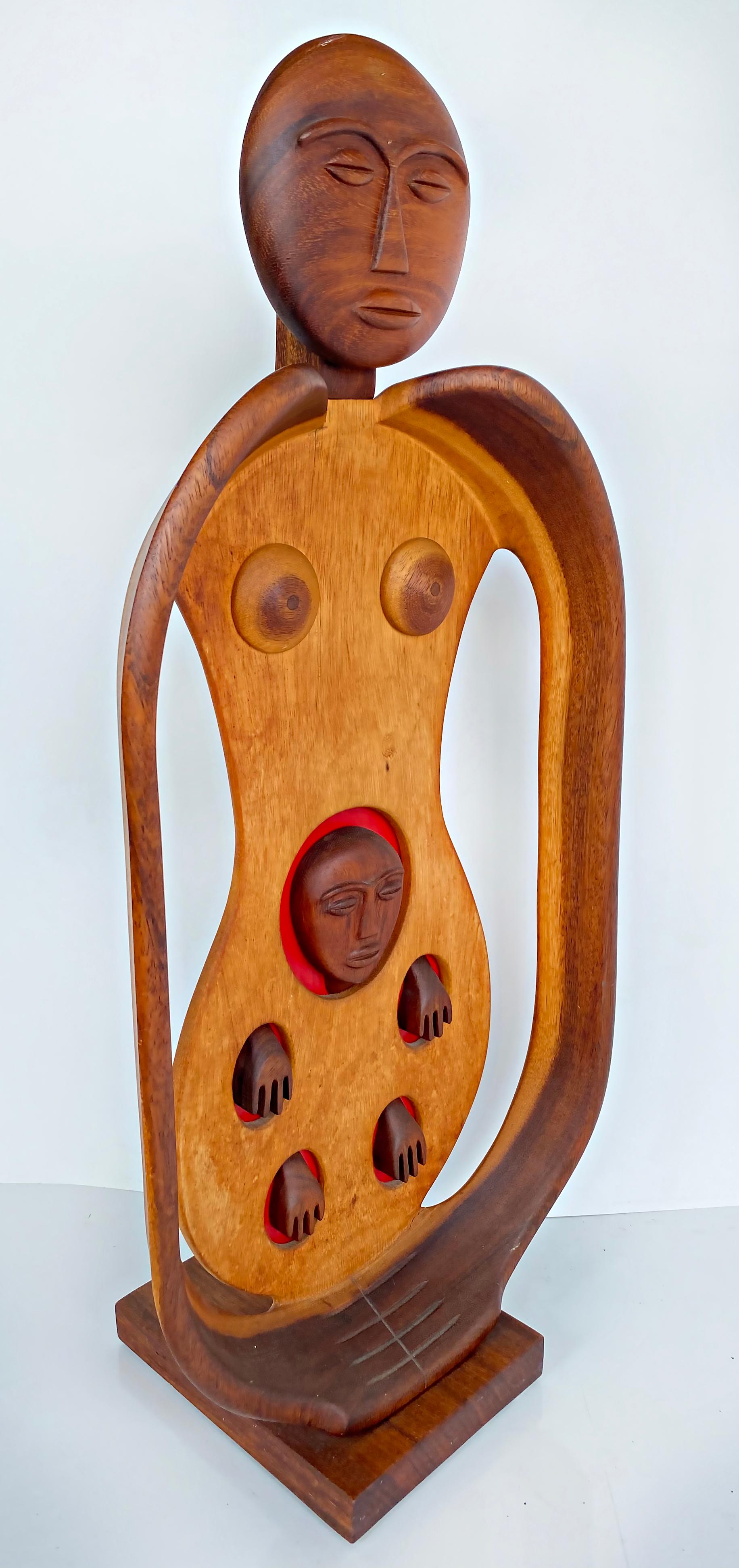 1970s Edwin Scheier Carved Sculpture Symbolizing Fertility In Good Condition For Sale In Miami, FL