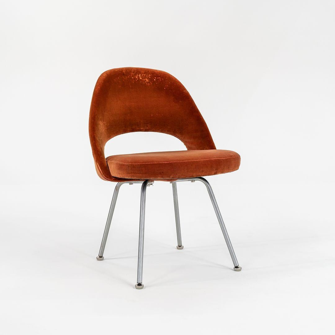Eero Saarinen für Knoll Chefsessel aus rostfarbenem Samt, 1970er Jahre im Angebot 2