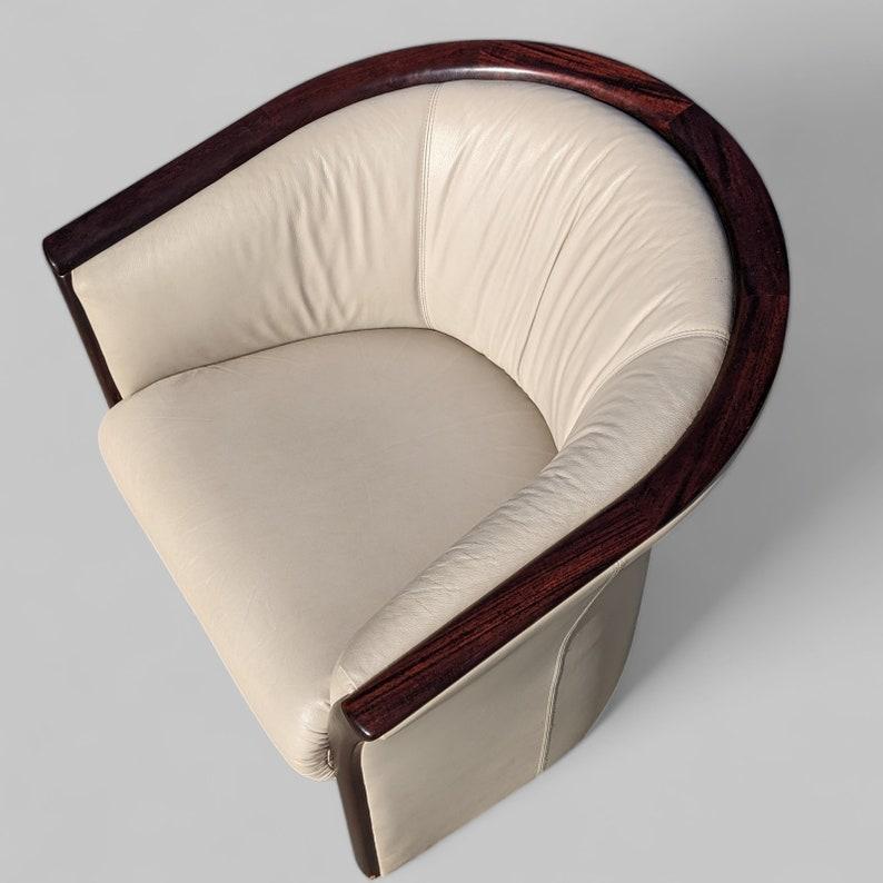 Leather 1970s Ekornes Barrel Armchair, Rosewood, Lounge Chair, Mid Century For Sale