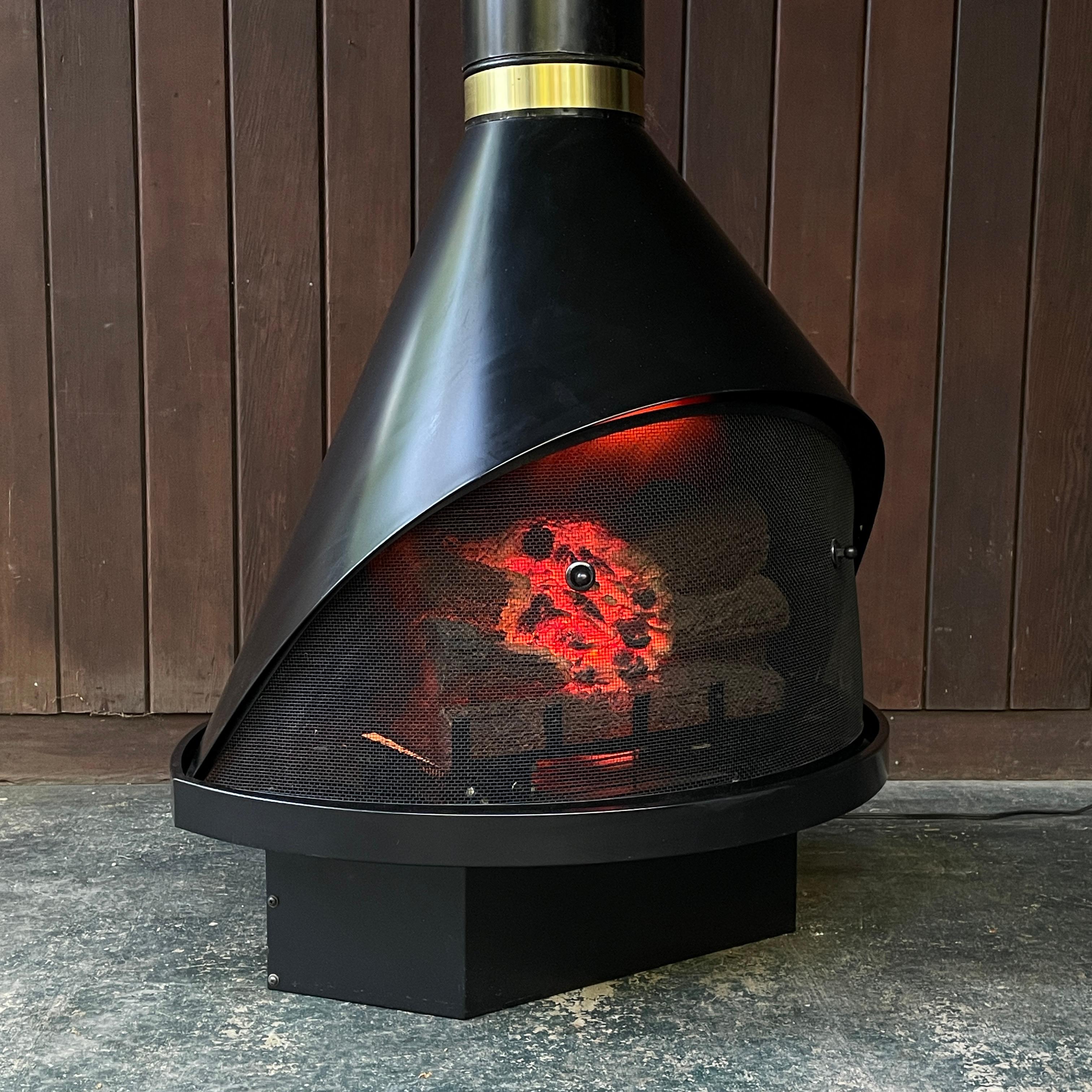 Fine XX secolo Camino elettrico anni '70 nero a libera installazione Cono Darth Vader Casco Malm/Preway in vendita