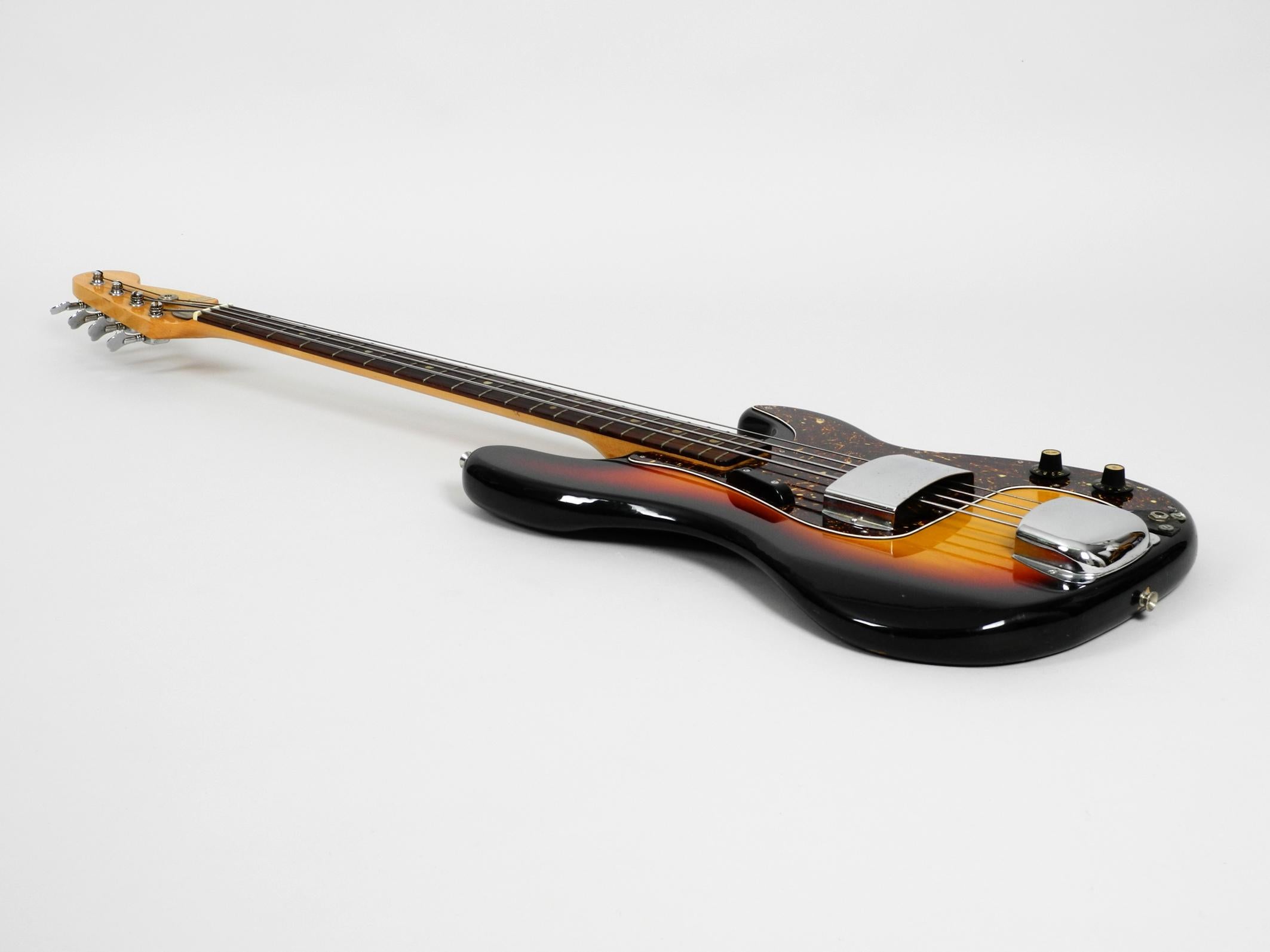 1970s Electric Vintage Jazz Bass Guitar from Luxor 100 5