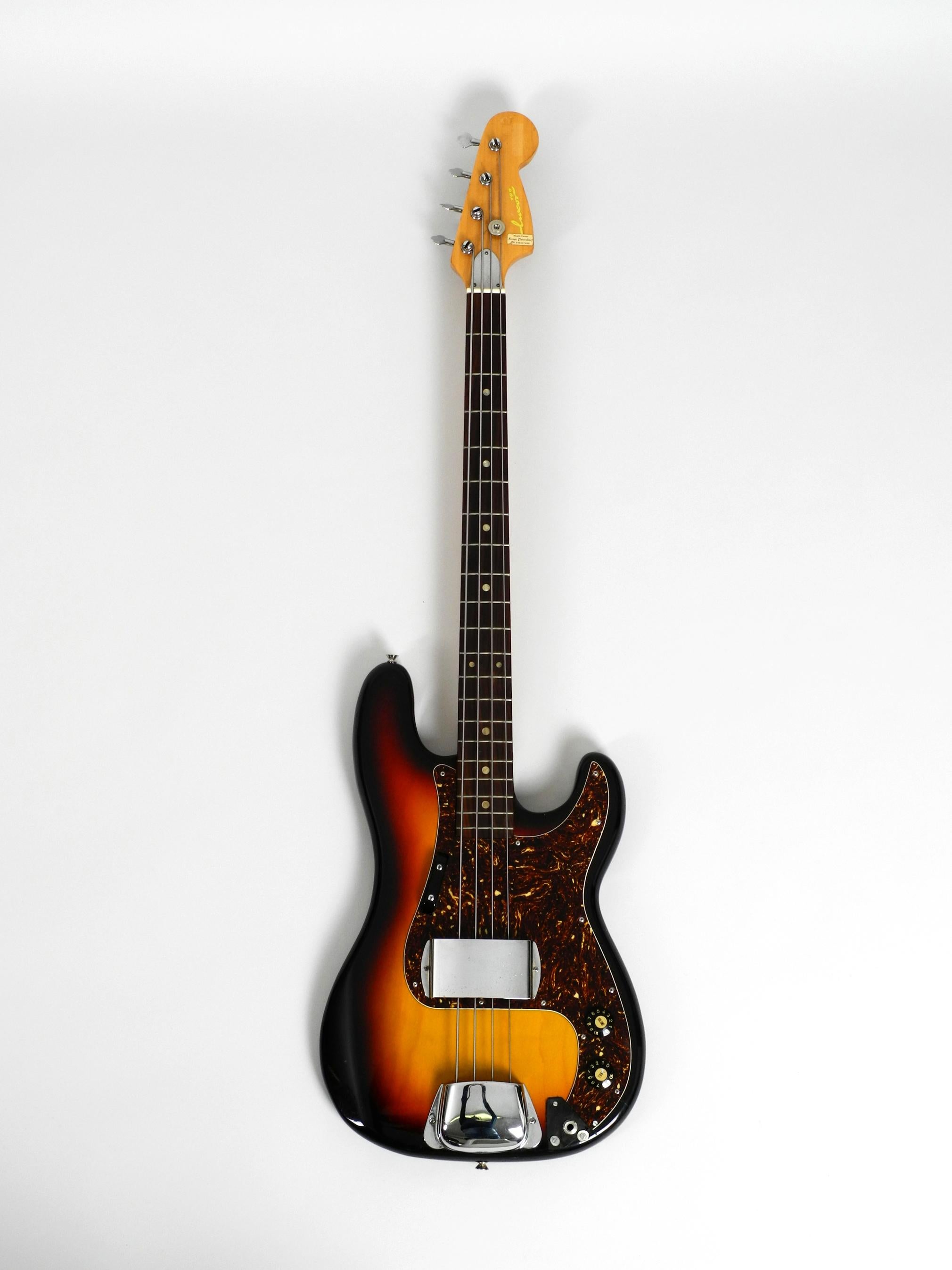 Rare very nice original 1970s vintage electric jazz bass guitar luxor 100.
Made by Matsumoku or Ibanez. Made in Japan.
The body is made of laminated wood, the neck is made of maple wood.
I had let the guitar tested in a guitar shop and everything