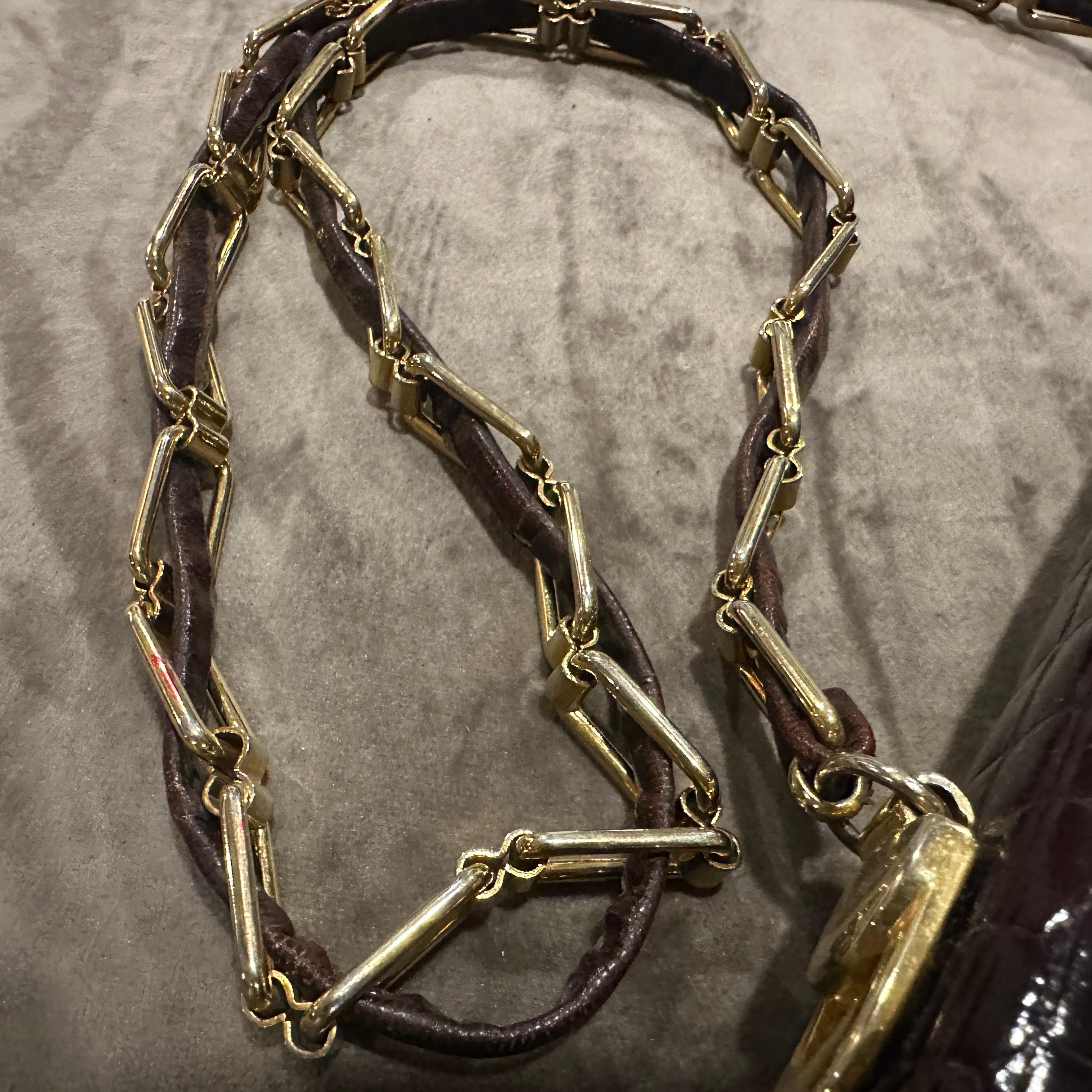 1970 Elegant Italian Leather Shoulder Bag (Sac à bandoulière en cuir marron) en vente 6