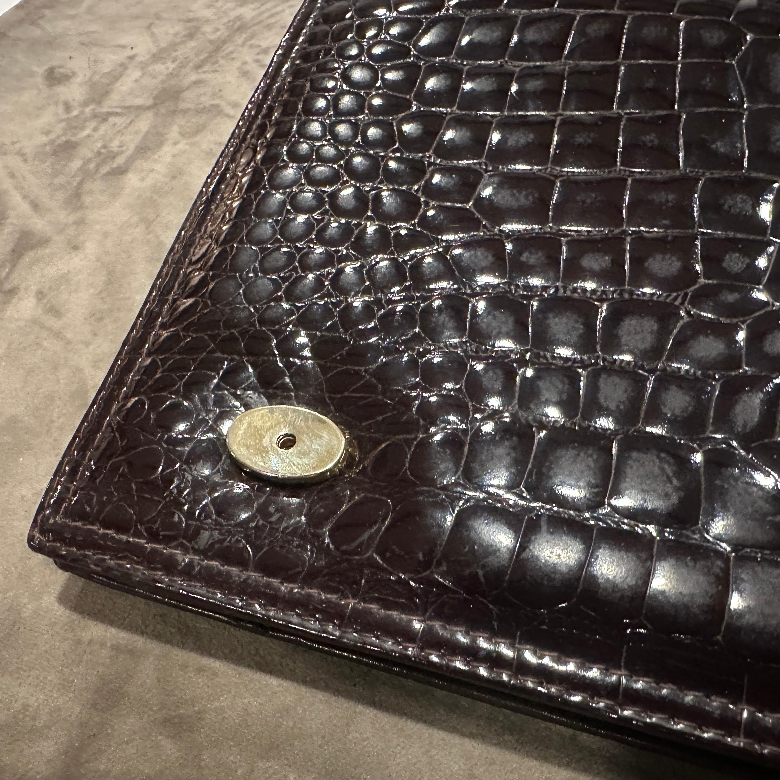 1970 Elegant Italian Leather Shoulder Bag (Sac à bandoulière en cuir marron) en vente 8