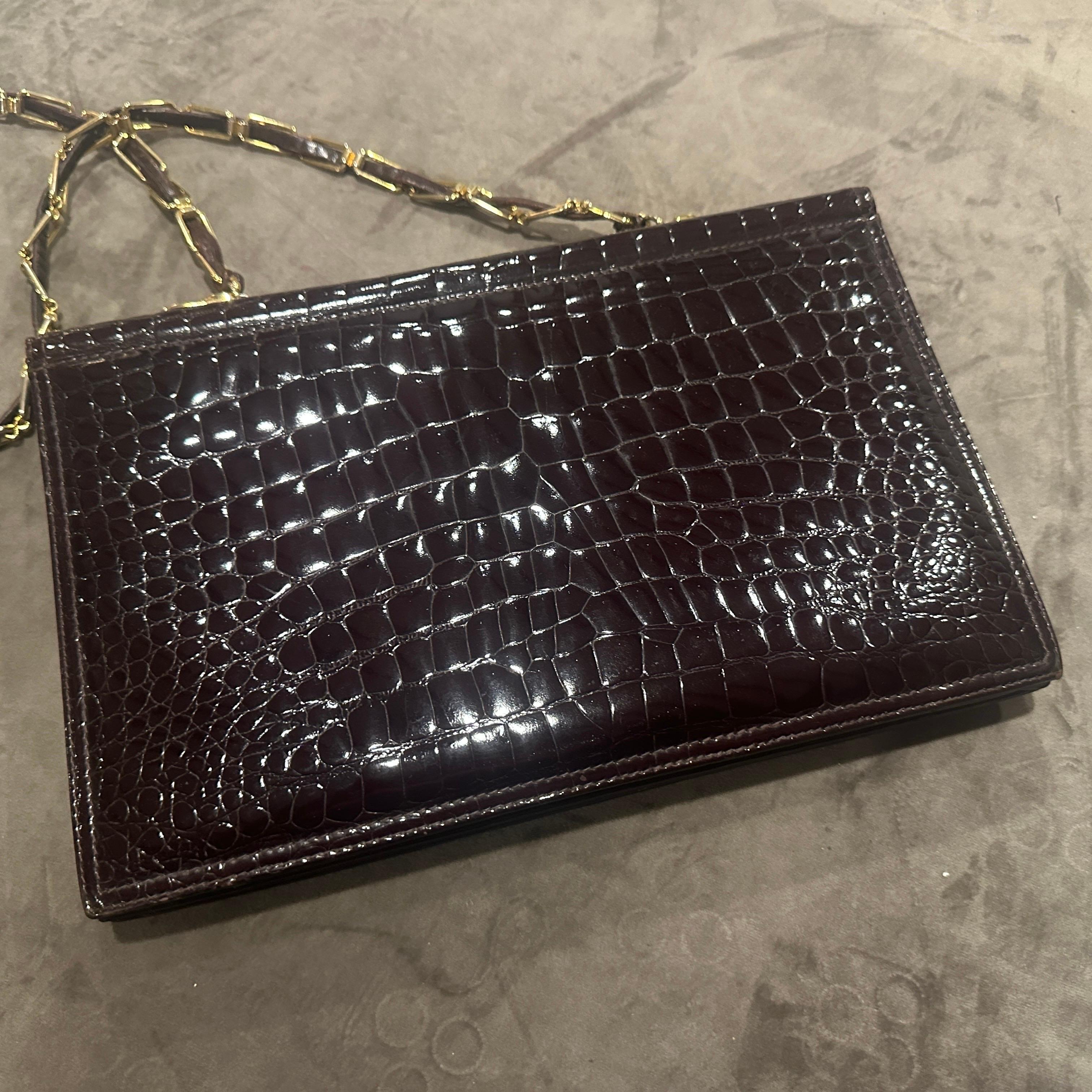 1970 Elegant Italian Leather Shoulder Bag (Sac à bandoulière en cuir marron) en vente 9