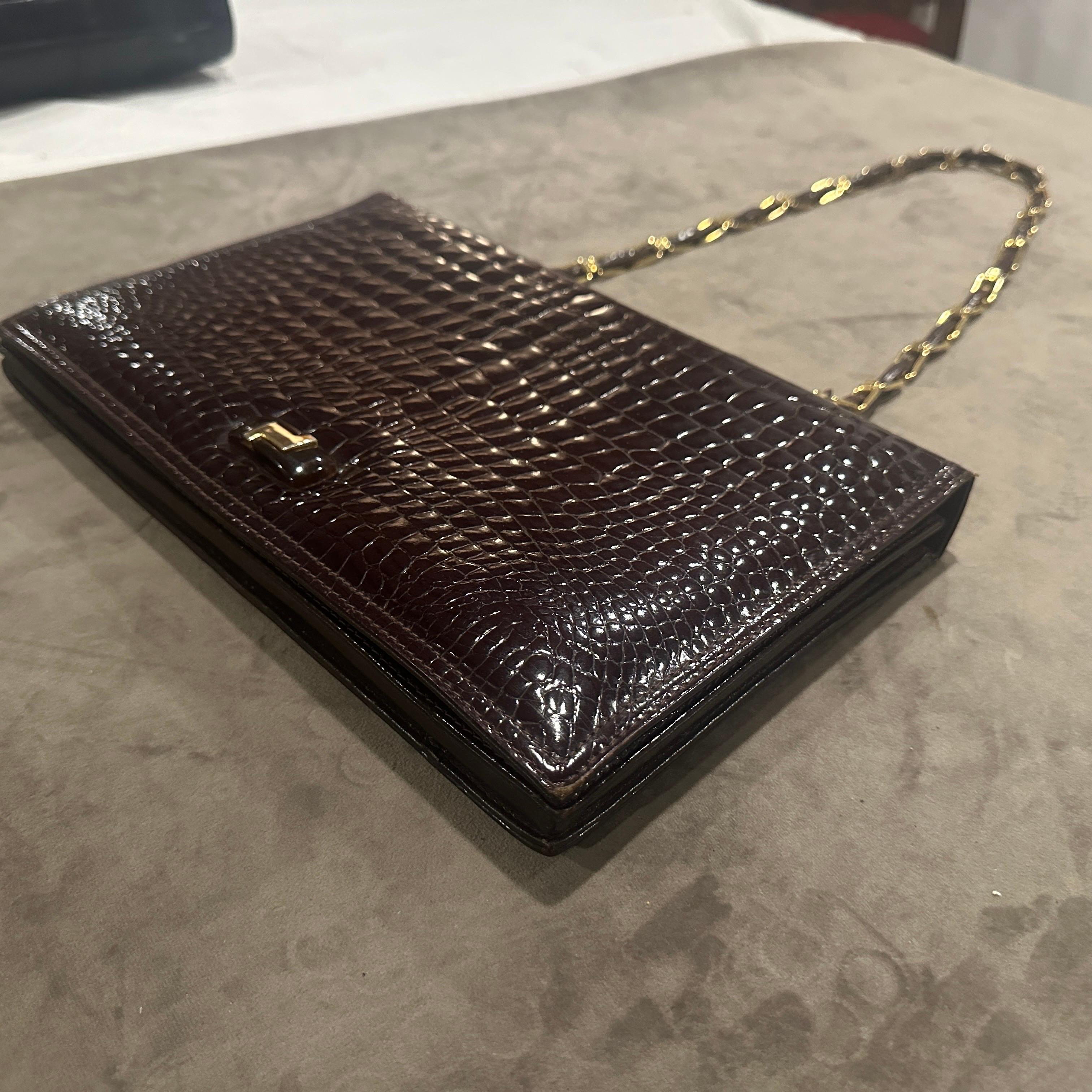 1970 Elegant Italian Leather Shoulder Bag (Sac à bandoulière en cuir marron) en vente 12