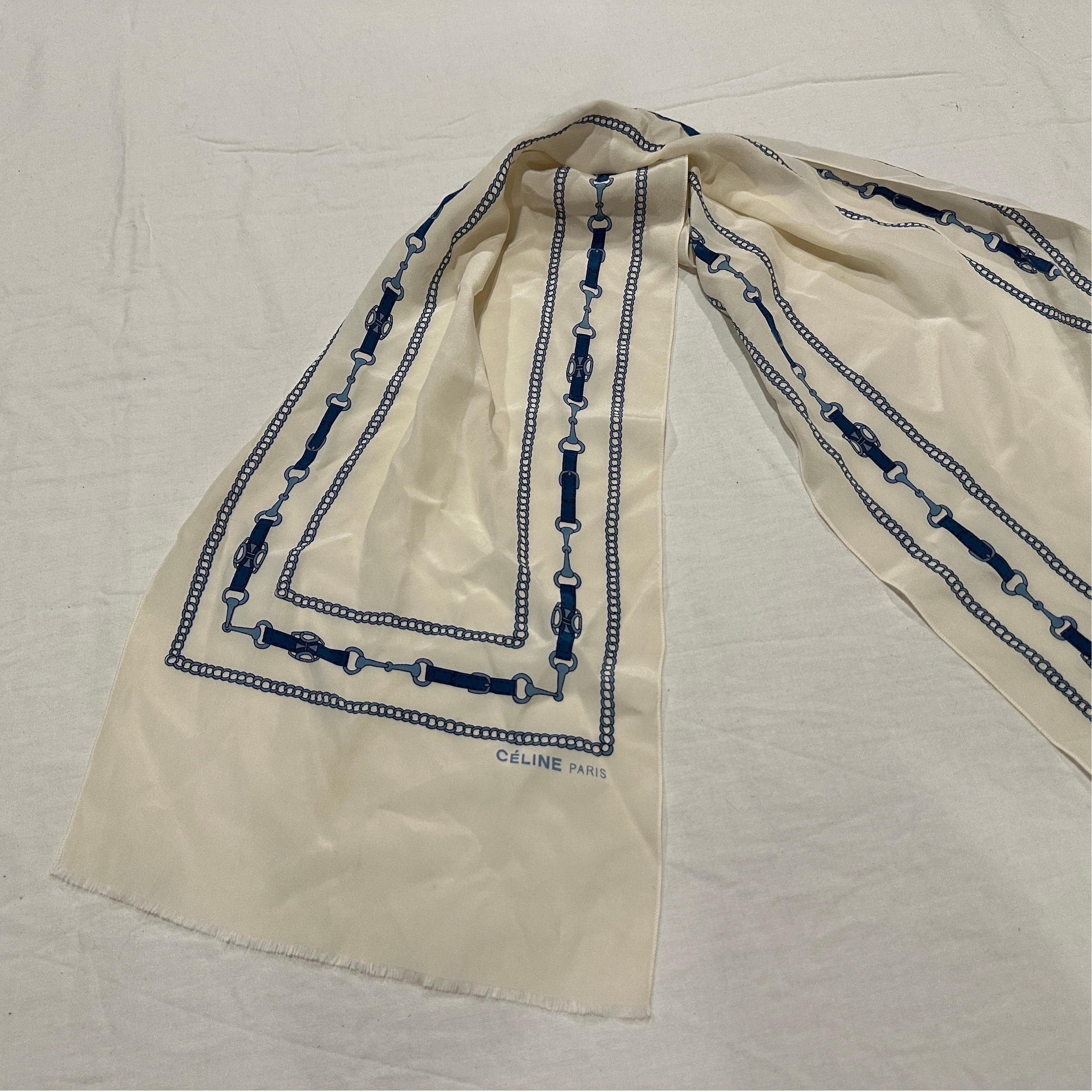 Sciarpa Eleg degli anni '70 in seta bianca e blu di Celine Paris in vendita 8
