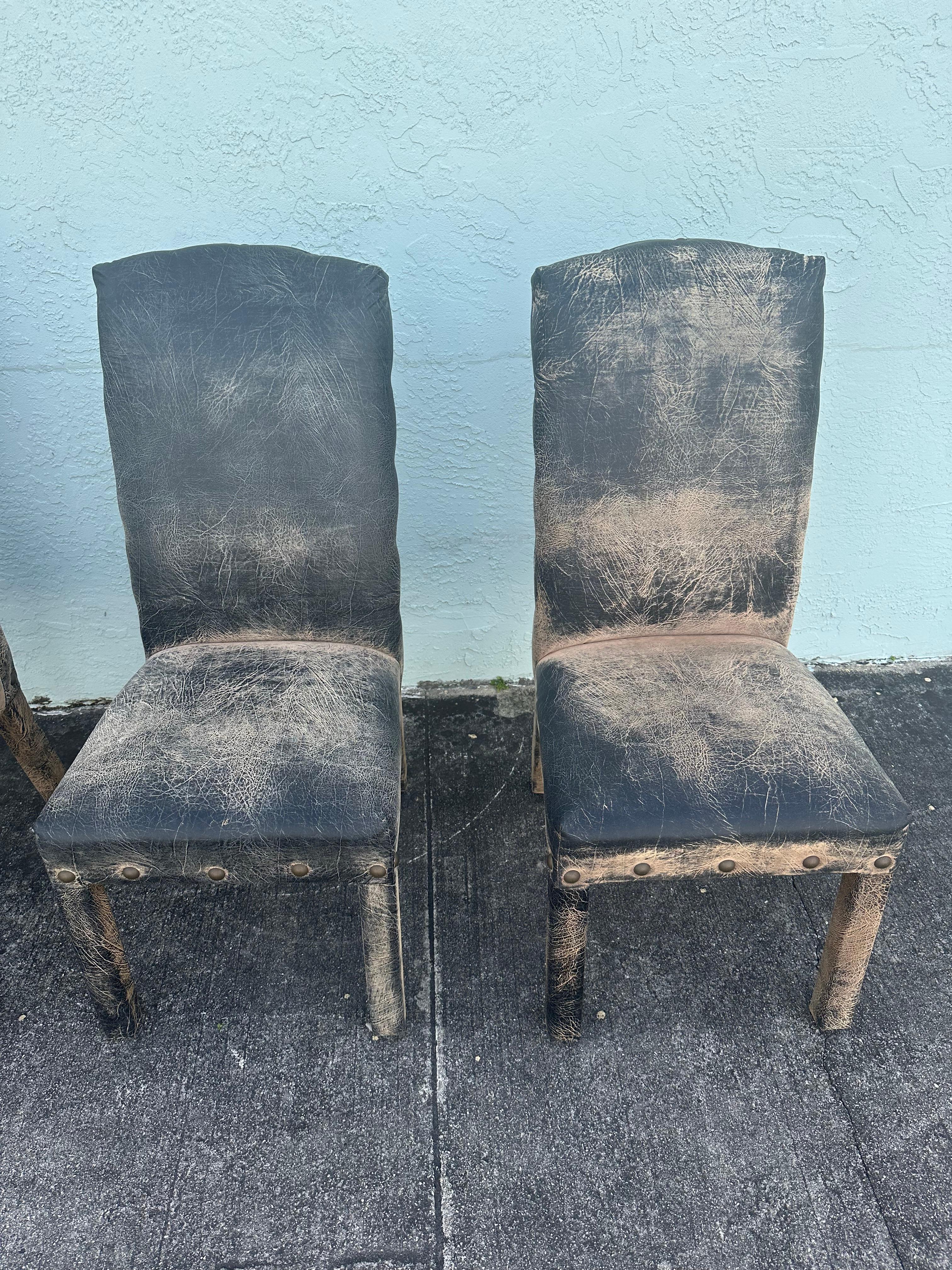 Sedie in finta pelle di elefante degli anni '70 e tavolo da pranzo con zanne in resina d'ottone, set di 7 persone in vendita 10