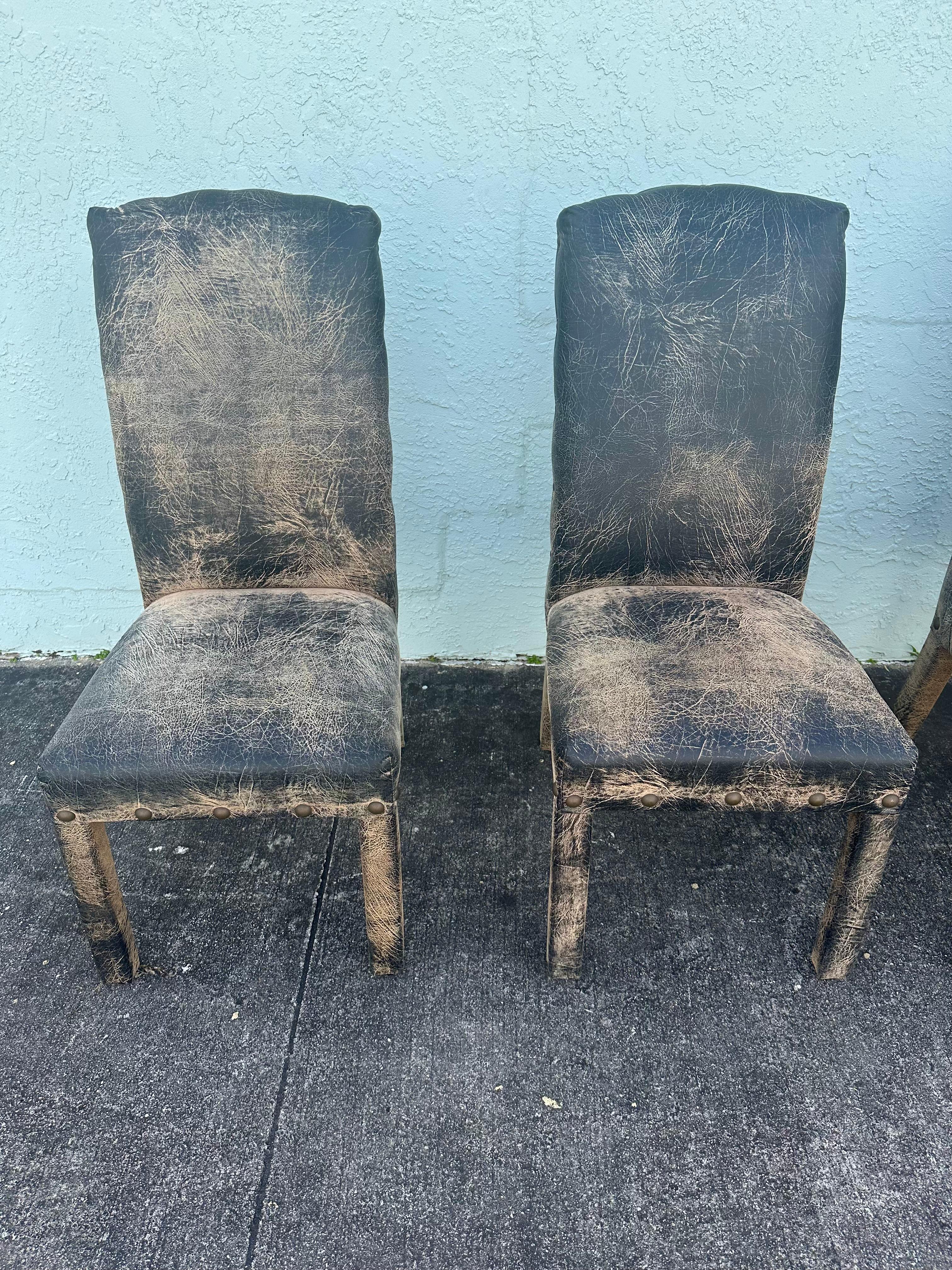 Sedie in finta pelle di elefante degli anni '70 e tavolo da pranzo con zanne in resina d'ottone, set di 7 persone in vendita 11