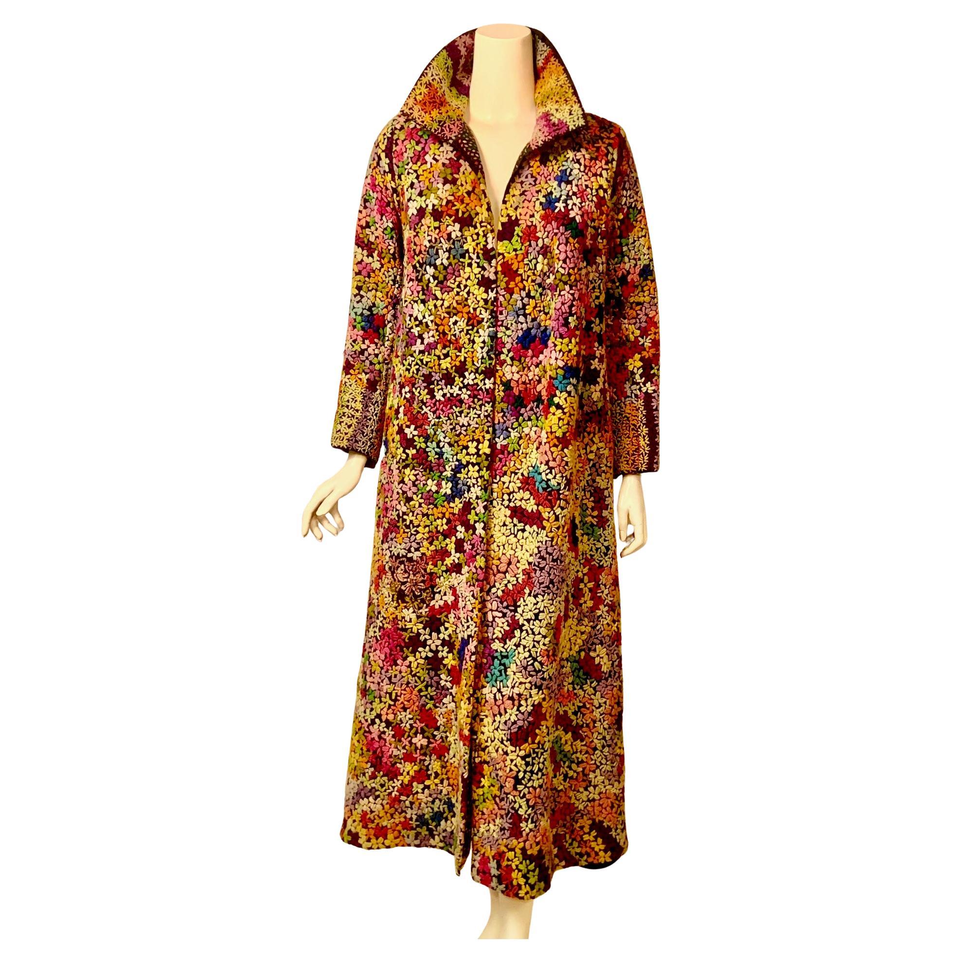 Coates ricamato degli anni
70 dell
era del Flower Power, multicolore