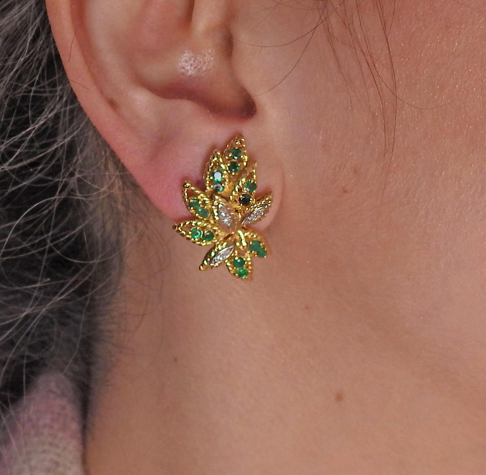 1970s Emerald Diamond Gold Earrings In Excellent Condition For Sale In Lambertville, NJ