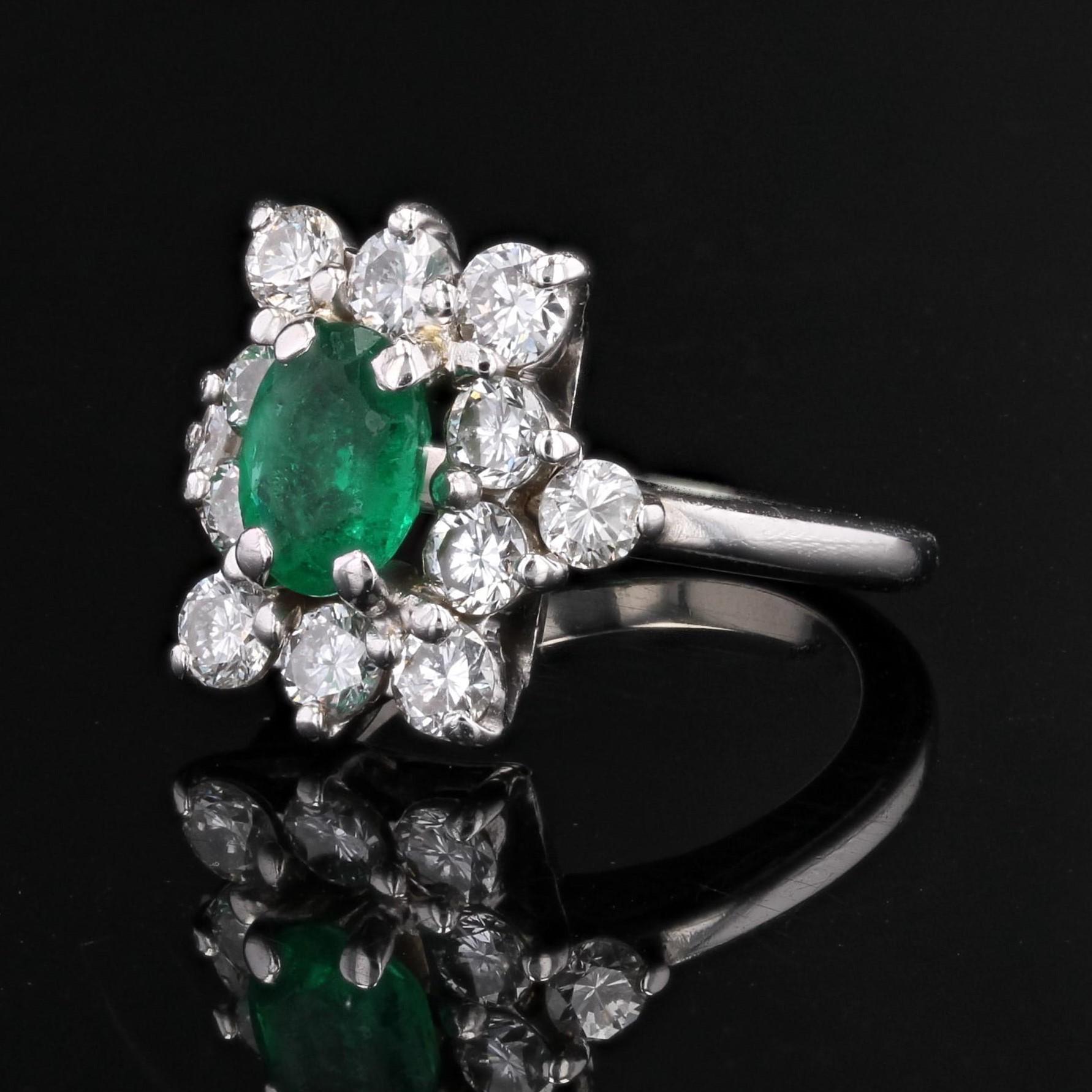 1970s Emerald Diamonds 18 Karat White Gold Daisy Ring For Sale 1