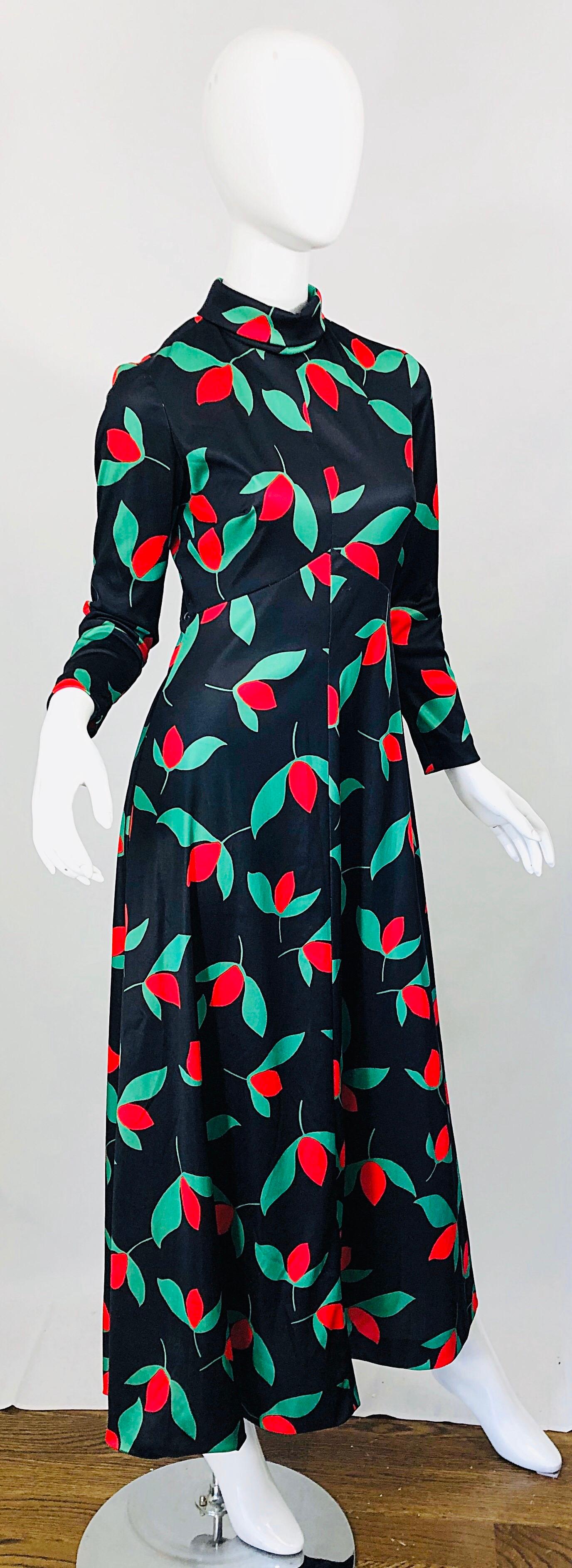 1970s Emilio Borghese Tulip Print Black + Green + Red Vintage 70s Maxi Dress 6