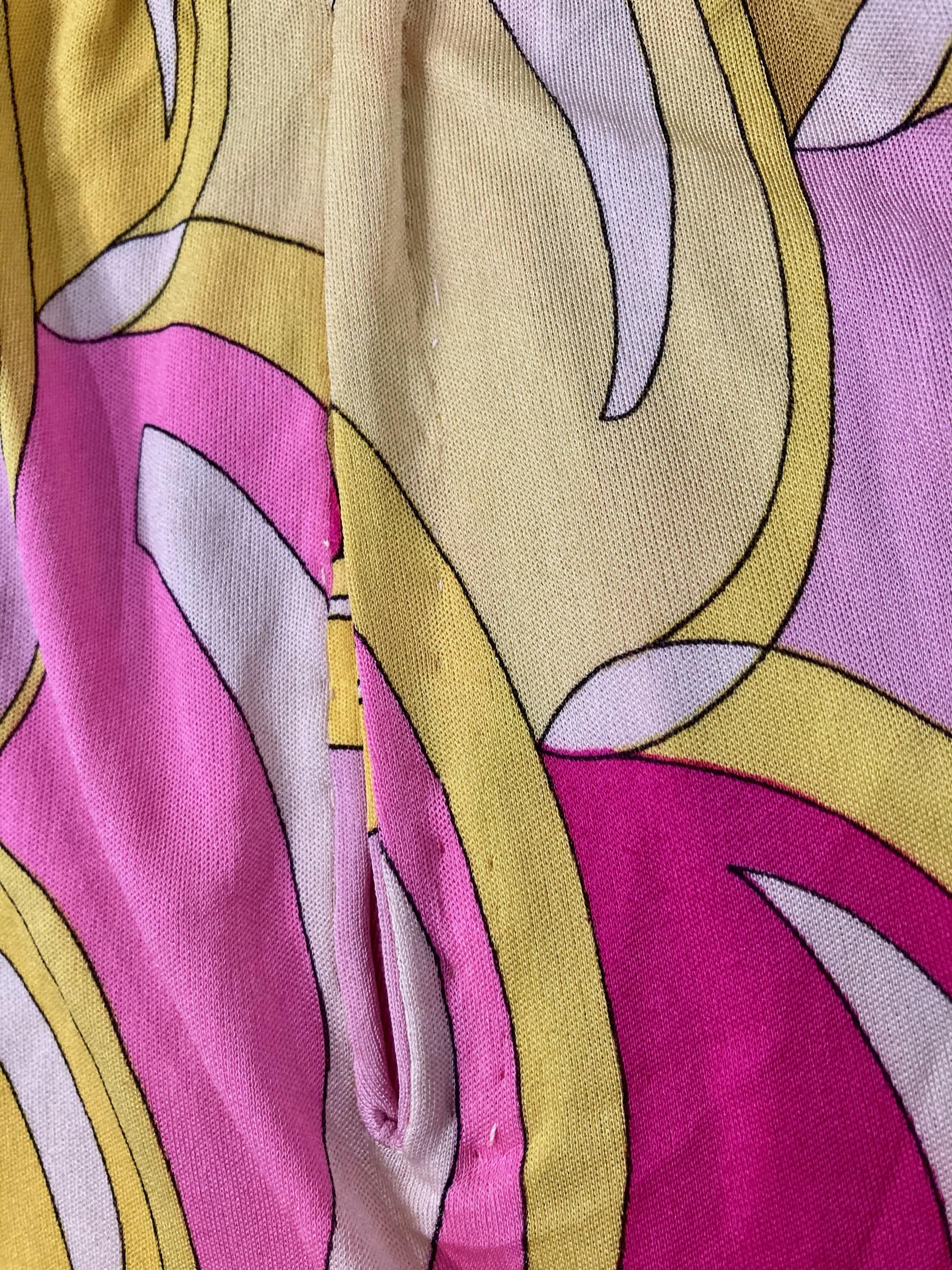 Robe Emilio Pucci en soie multicolore des années 1970 en vente 1