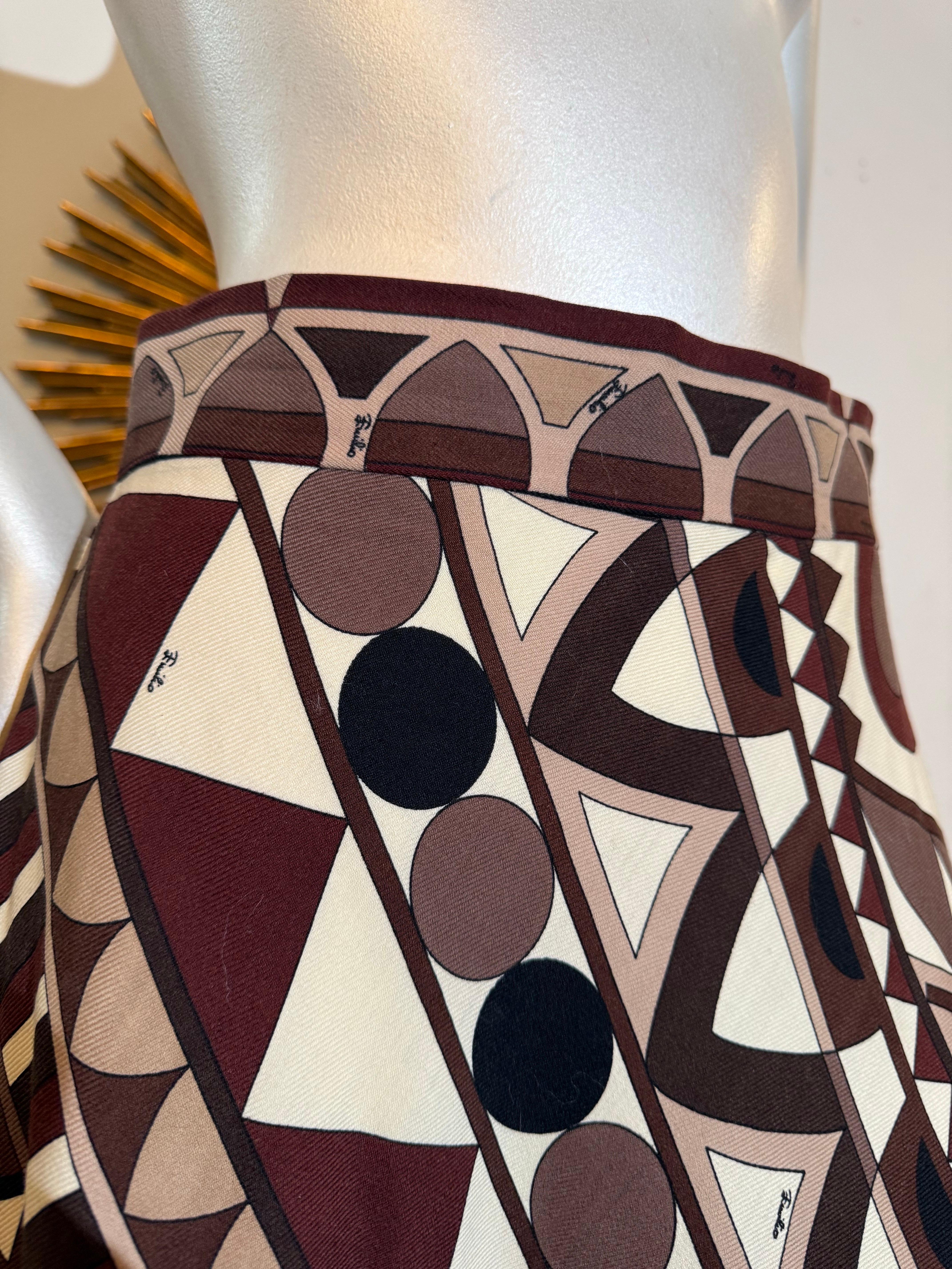 De las mujeres Maxi falda de punto en A de lana pura Emilio Pucci de los años 70 en marrones geométricos en venta